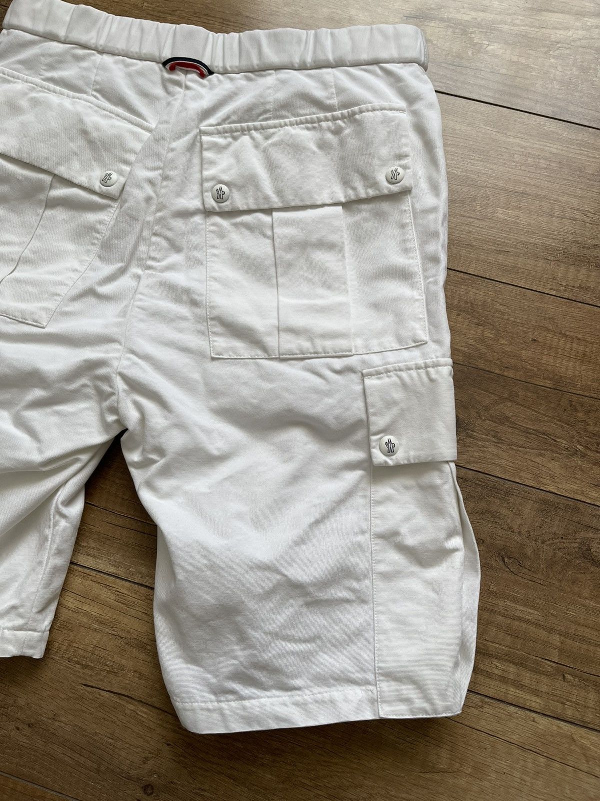 Moncler Moncler Gamme Bleu Bermuda Cargo Shorts Italy Size US 30 / EU 46 - 7 Thumbnail