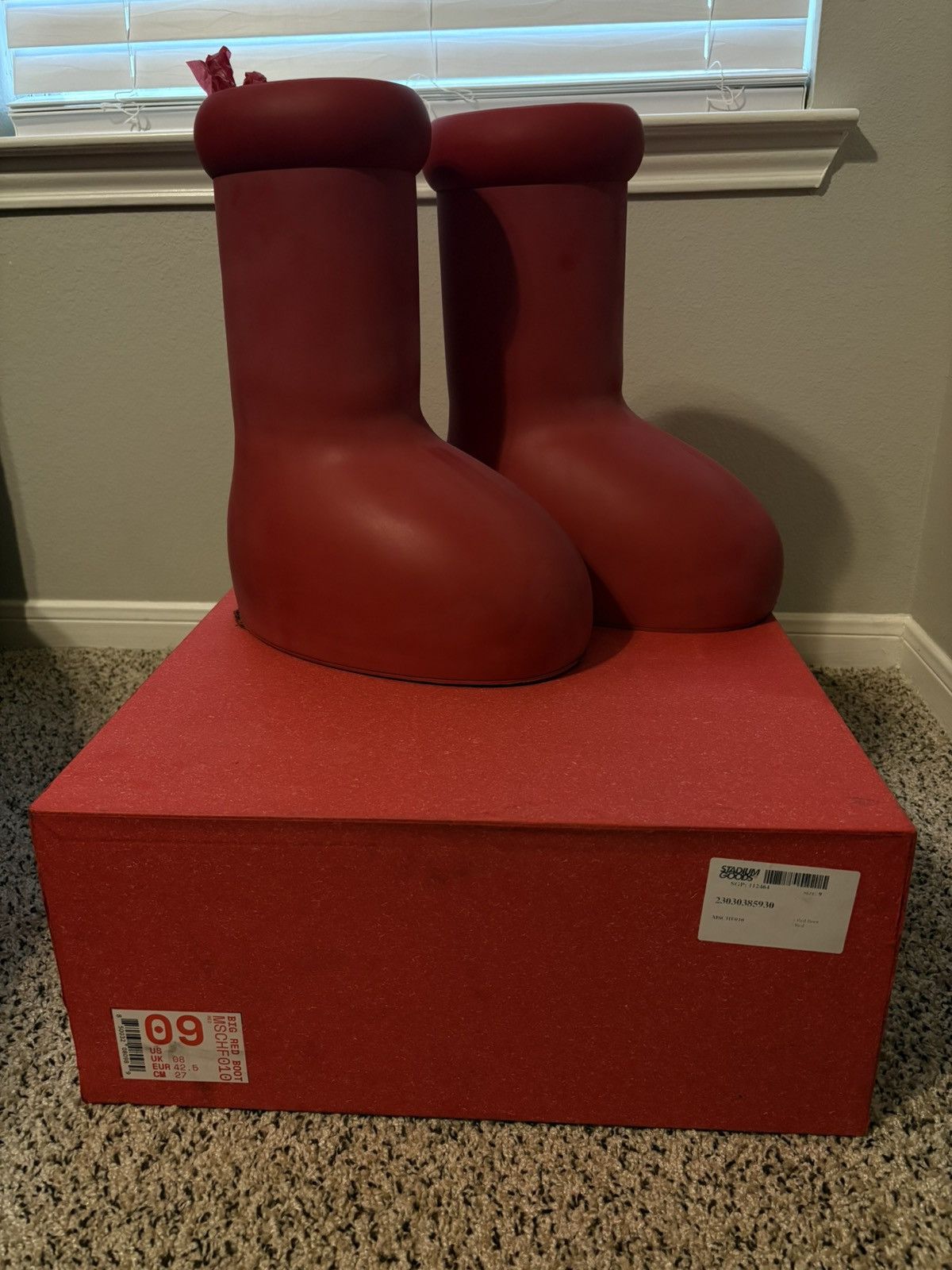 MSCHF MSCHF Big Red Boots Size US 9 / EU 42 - 3 Thumbnail
