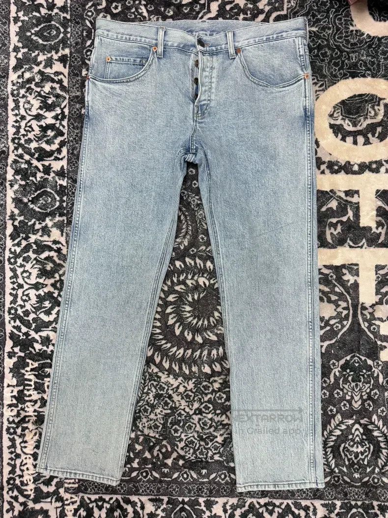 Gucci Gucci Leather logo jeans on the back Size US 36 / EU 52 - 1 Thumbnail