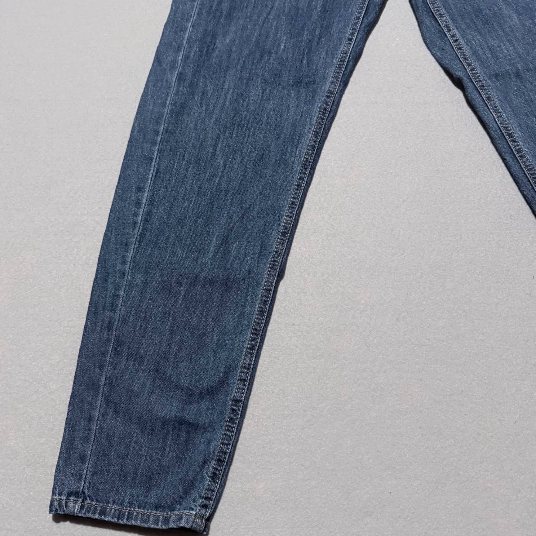 Levi's Levi's Jeans Women Blue 80s Mom High Rise Slim Fit 27 5-Pocket Denim Denim Blue 27 Mens? Size 27" / US 4 / IT 40 - 5 Thumbnail