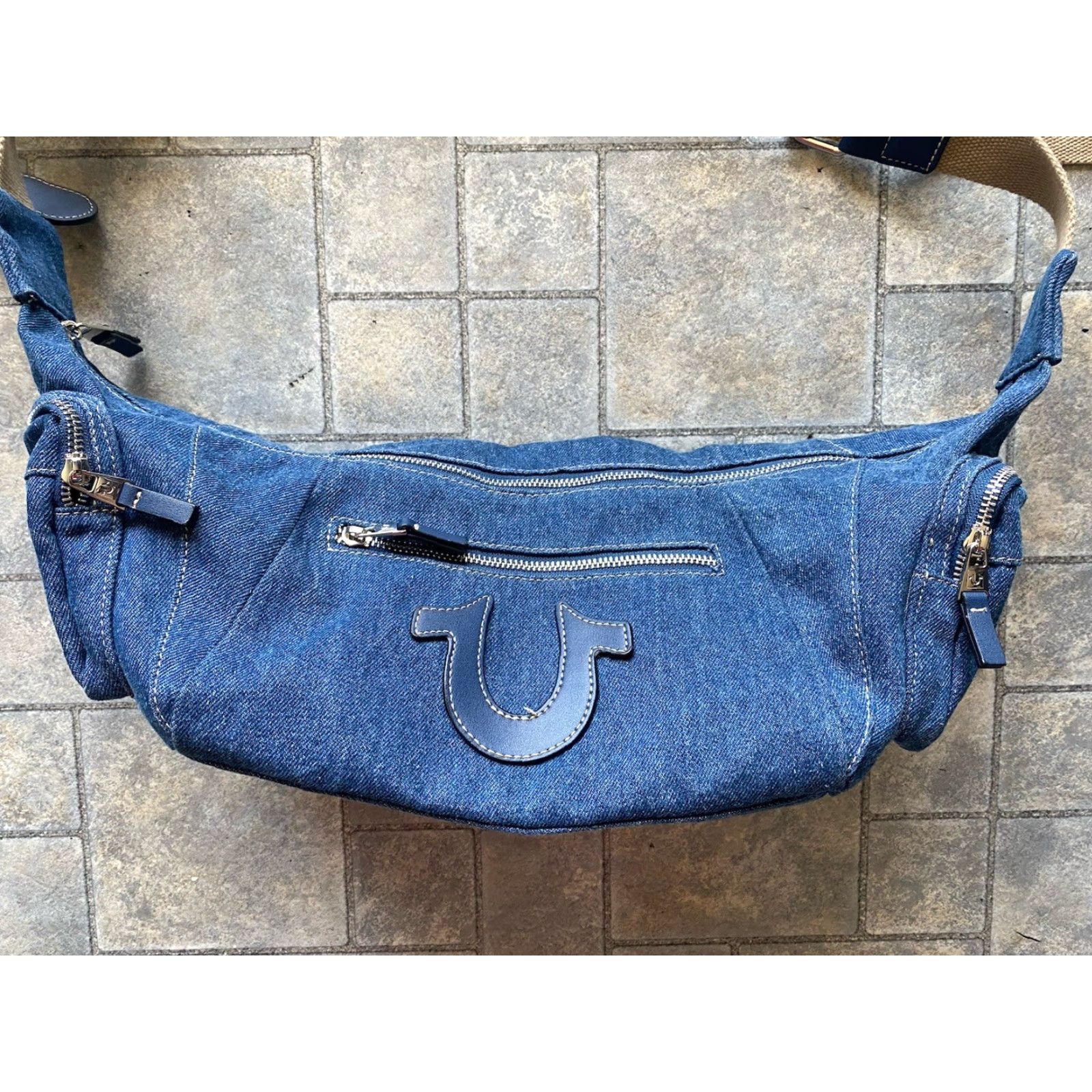 True Religion True Religion Slouchy Hobo Purse Bag Women’s Bag Women’s Blue Exterior Cotton Polyester Vintage? Size ONE SIZE - 3 Thumbnail