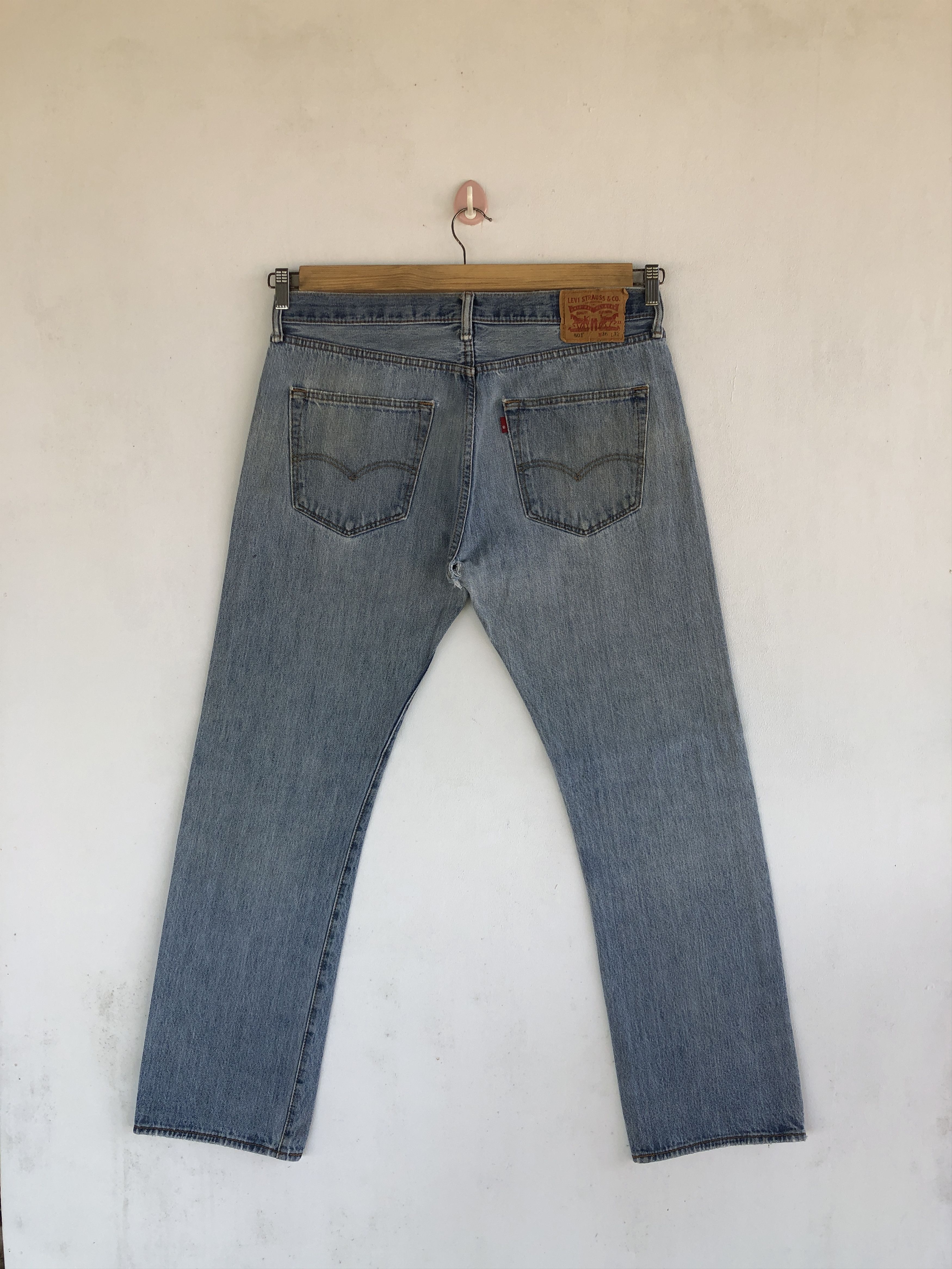 Levi's Vintage Levi's 501 Distressed Faded Jeans Levis Denim Size US 34 / EU 50 - 2 Thumbnail