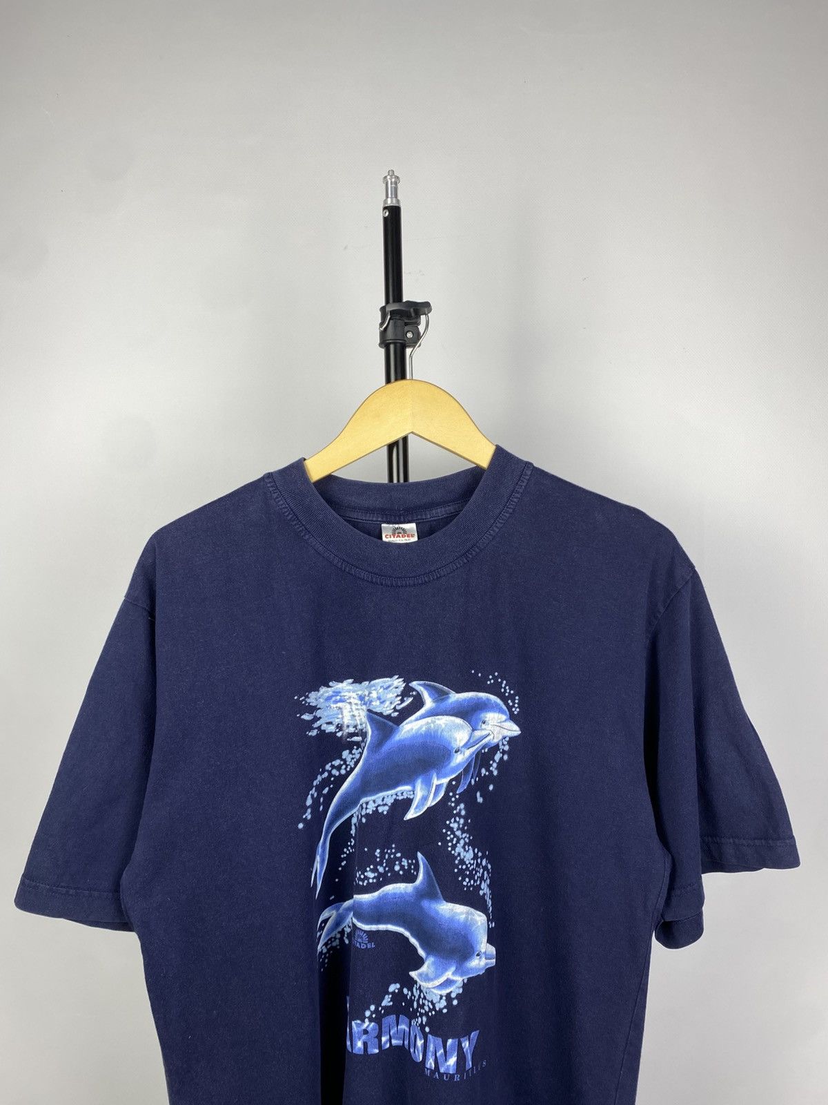 The Mountain × Vintage Vintage 2000s Dolphin Ocean Art Graphic T Shirt Size US XL / EU 56 / 4 - 2 Thumbnail