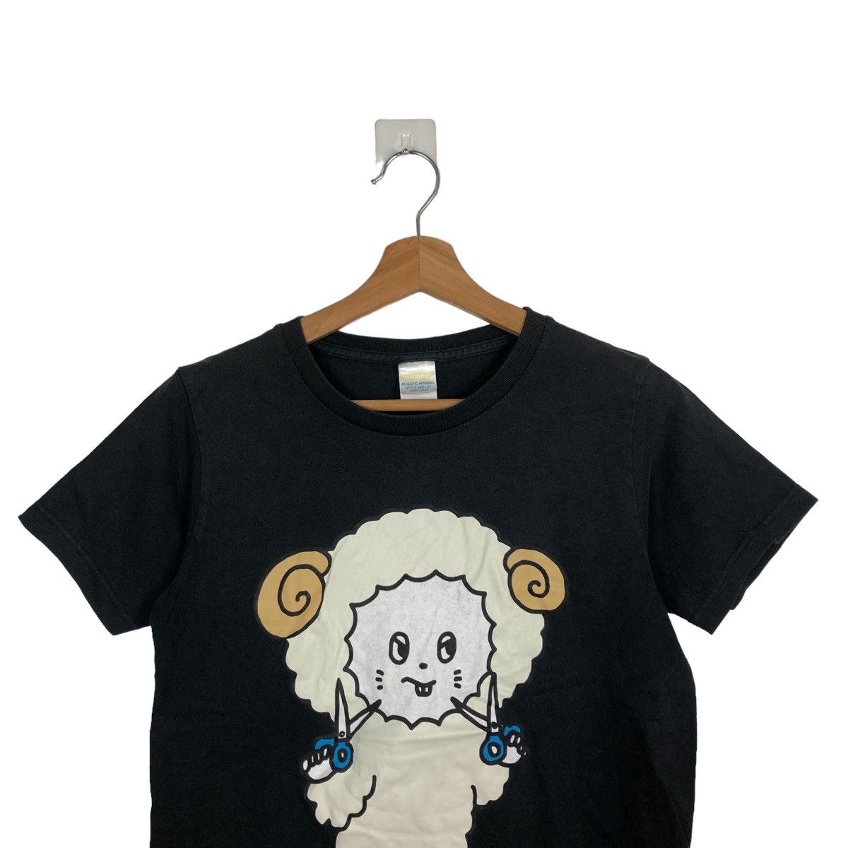 Japanese Brand VINTAGE JAPANESE SHEEP BIG LOGO T-SHIRT Size US S / EU 44-46 / 1 - 2 Thumbnail