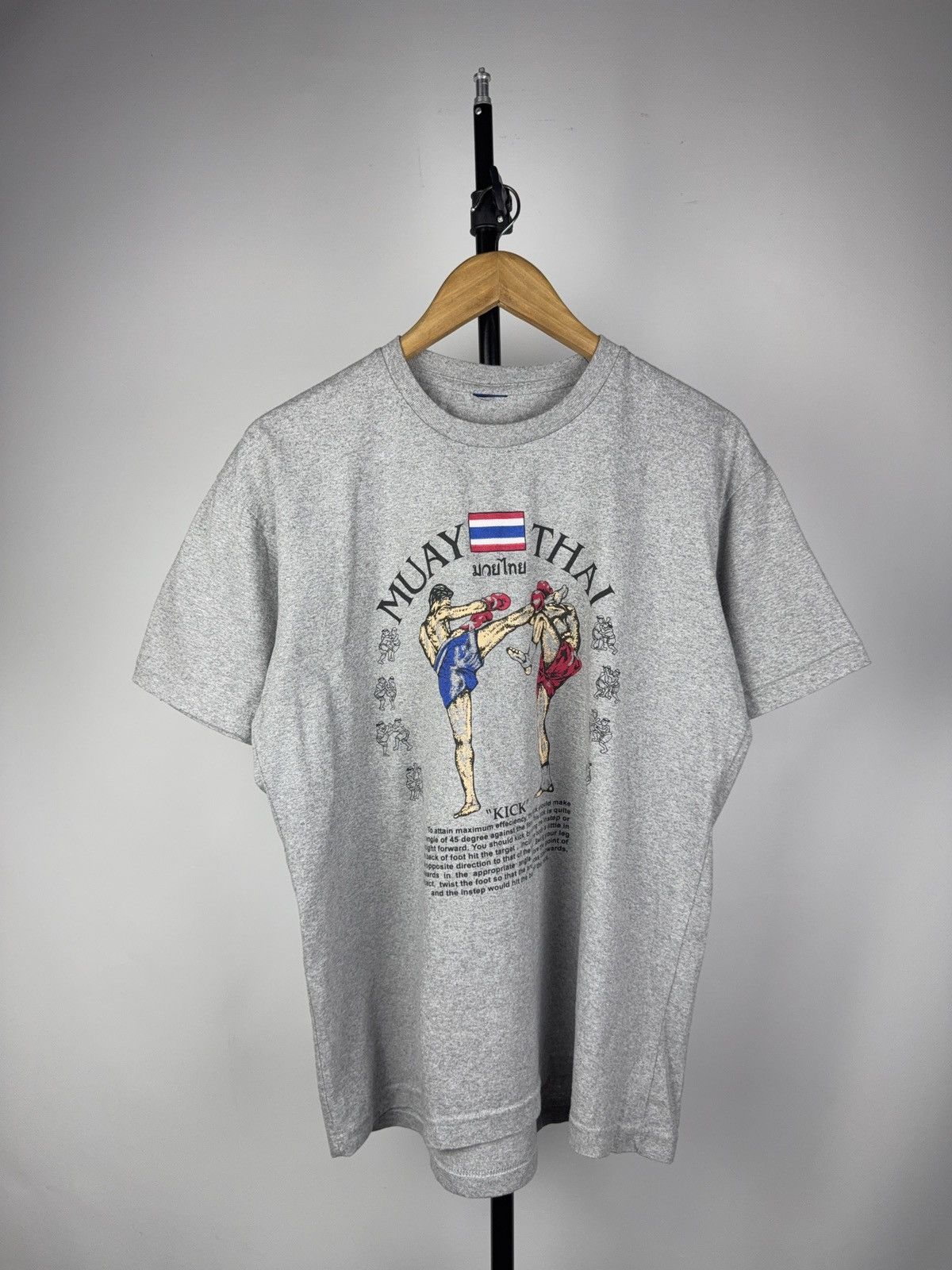 Vintage Vintage 90s Retro Muay Thai Kick Boxing Graphic Tee T-Shirt Size US L / EU 52-54 / 3 - 1 Thumbnail