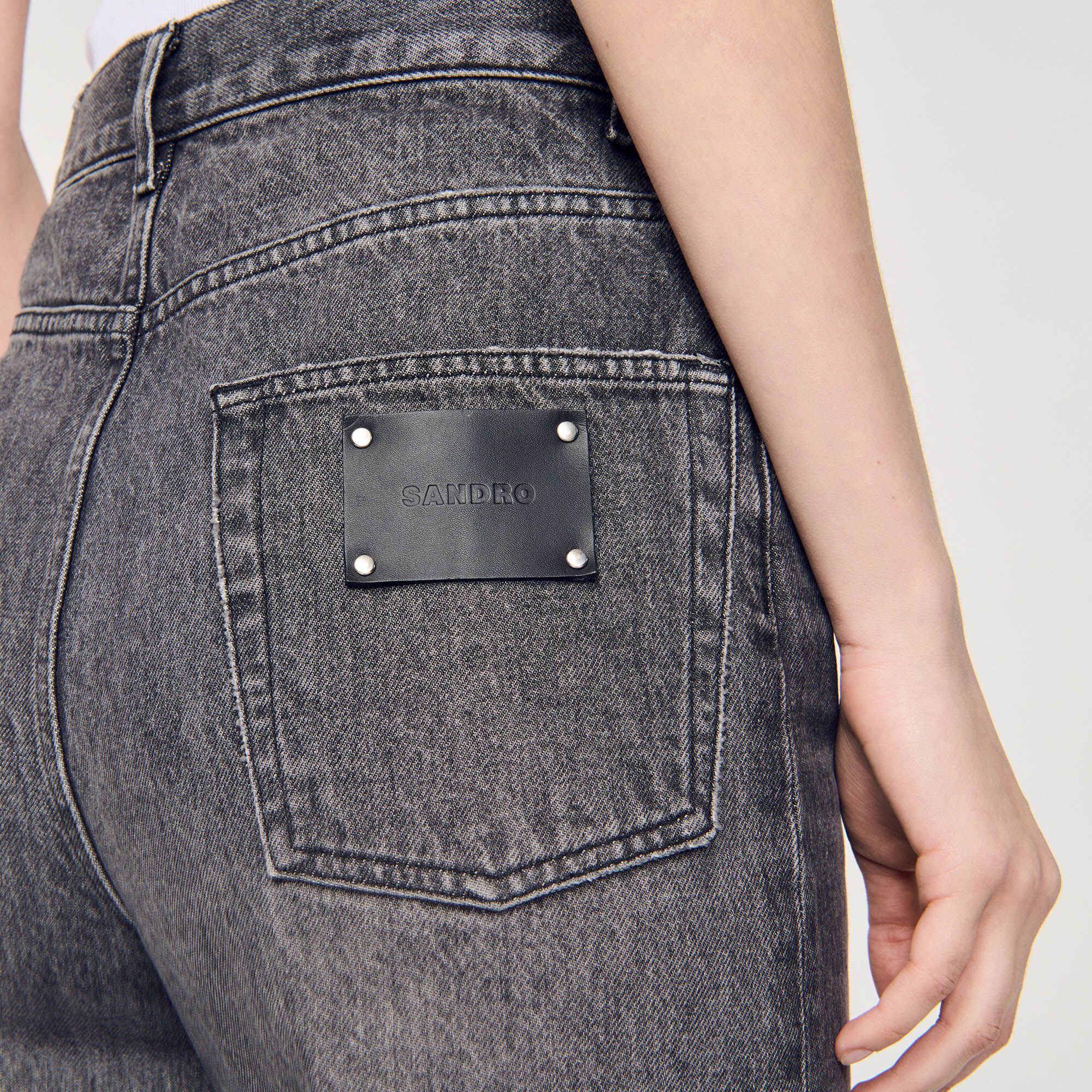 Grey jeans