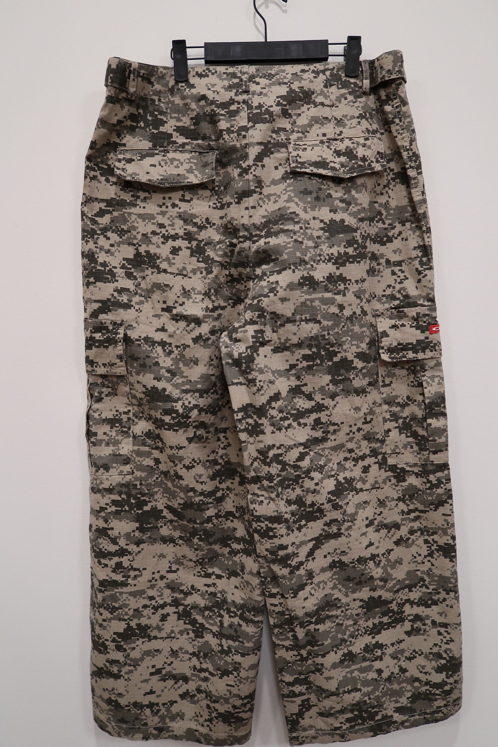 The GV Gallery GV Gallery City Camo Pants Size US 34 / EU 50 - 2 Thumbnail
