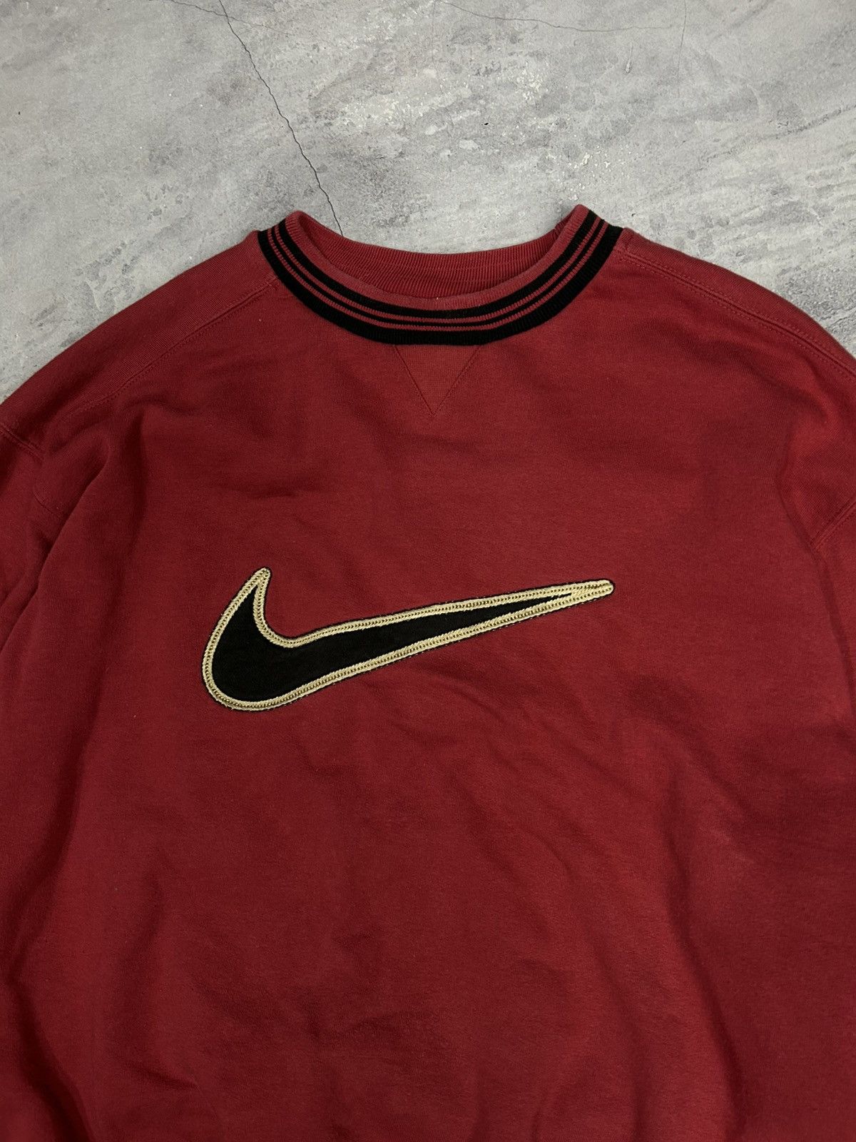 Nike Vintage Y2k Nike Big Swoosh Sweatshirt Size US M / EU 48-50 / 2 - 4 Thumbnail