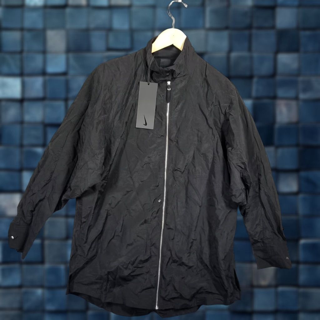 Nike Nike ESC Woven Shirt Jacket Women Small DR5399-010 Every Stitch Considered 450 Size S / US 4 / IT 40 - 1 Thumbnail