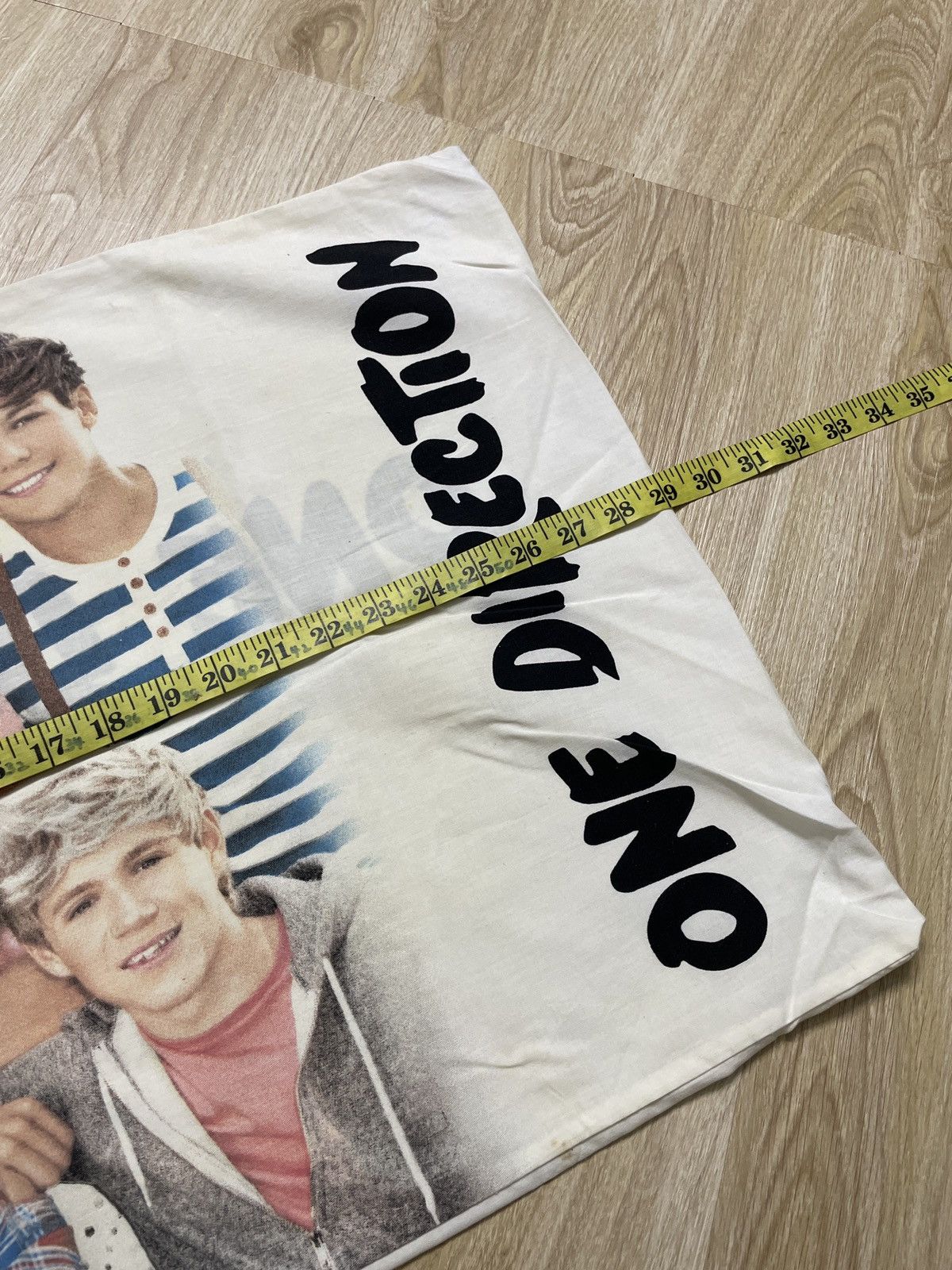 Band Tees × Vintage Vintage One Direction Pillow Case Size ONE SIZE - 13 Thumbnail