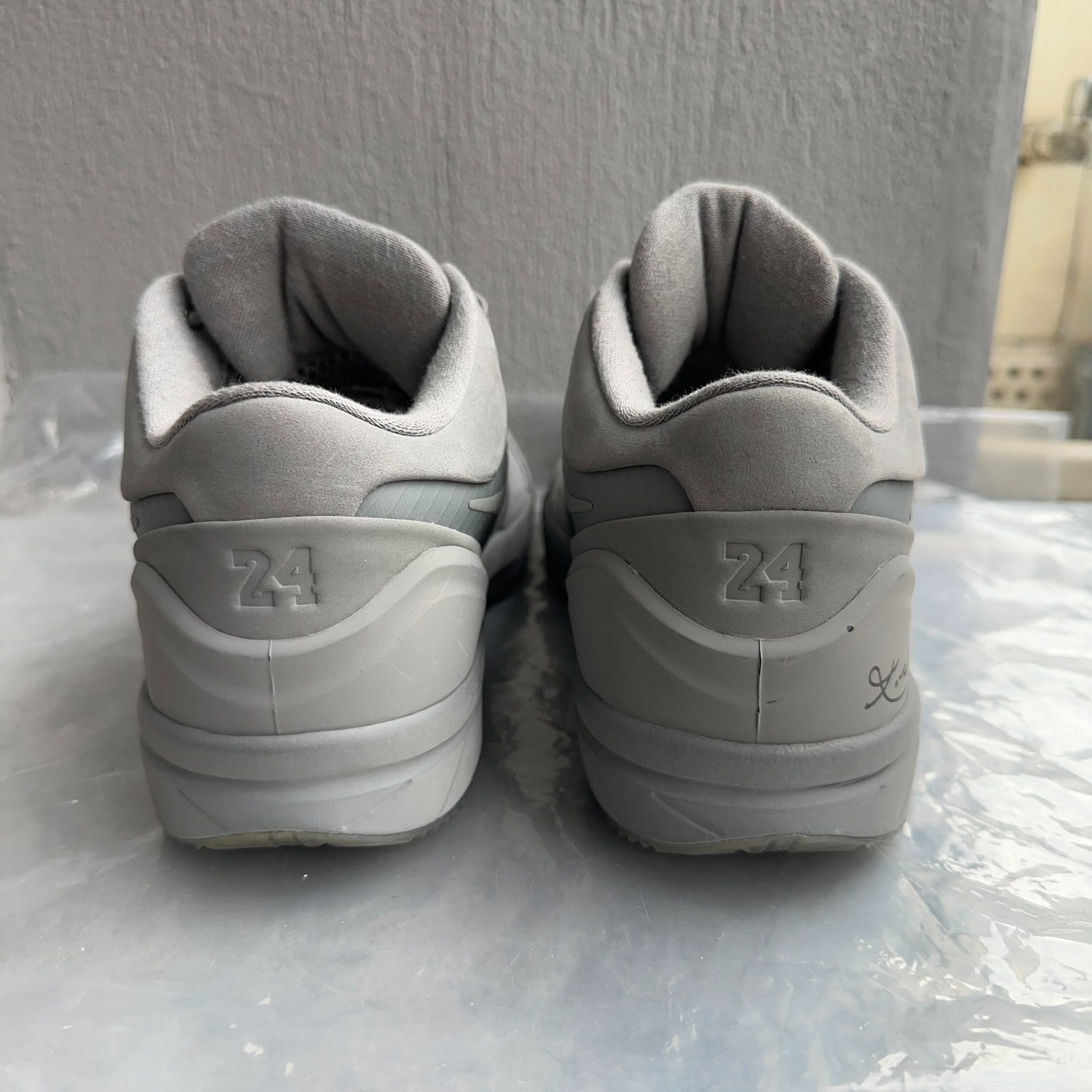 Nike Kobe 4 FTB ZK4 Low Basketball Shoes Size US 9 / EU 42 - 3 Thumbnail