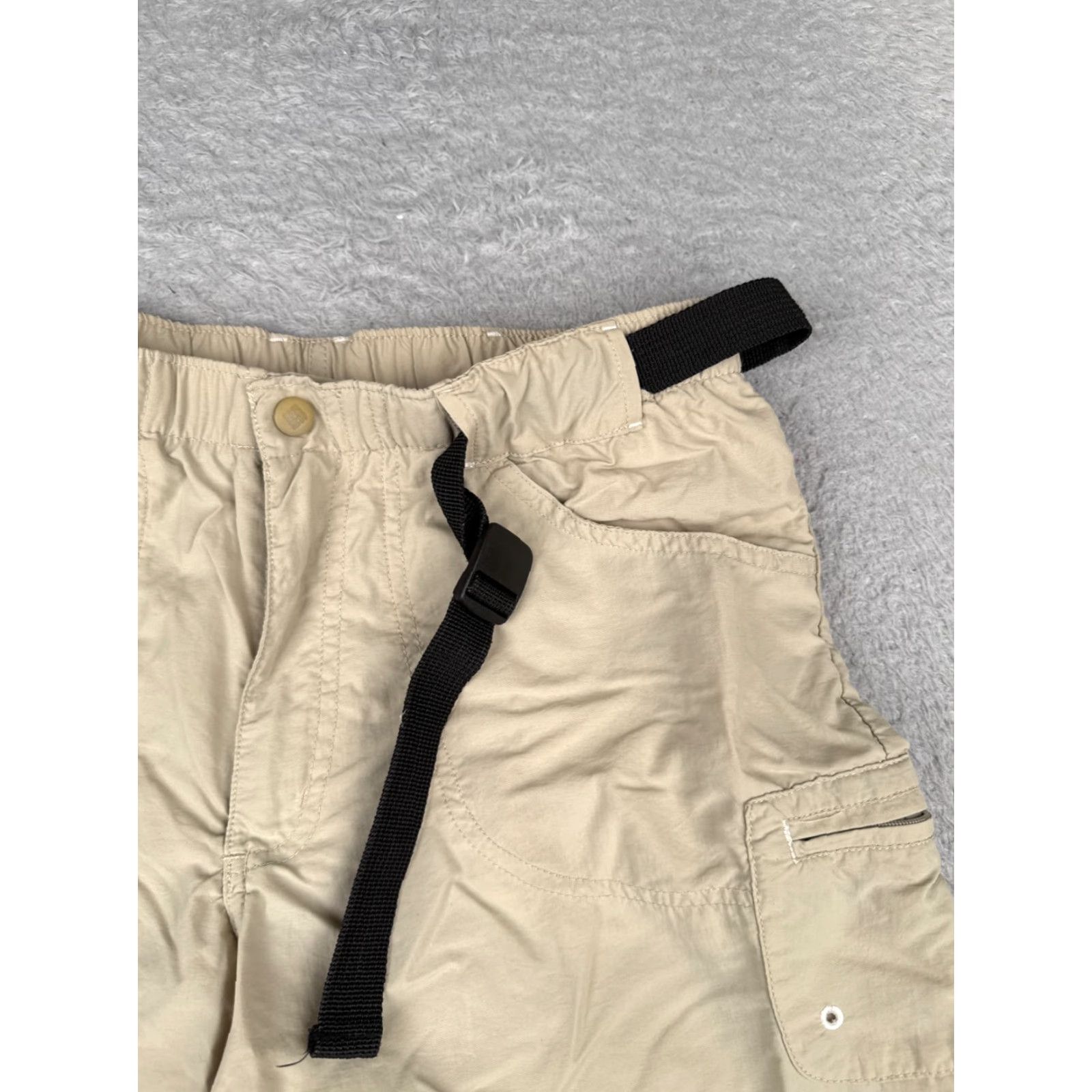 Vintage Columbia Shorts Womens 6 Beige Cargo Belted 100% Nylon Hiking Camping 30x6 Size 28" / US 6 / IT 42 - 5 Thumbnail