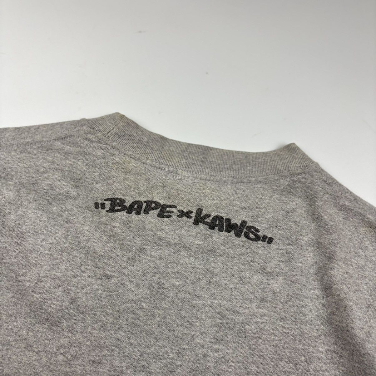 Bape × Kaws Bape x KAWS Baby Milo Shirt Size US S / EU 44-46 / 1 - 5 Thumbnail