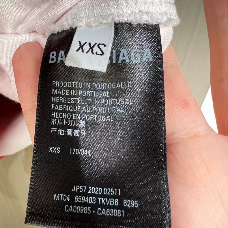 Balenciaga Balenciaga Destroyed Letter Logo Hoodie Size US XXS / EU 40 - 7 Thumbnail