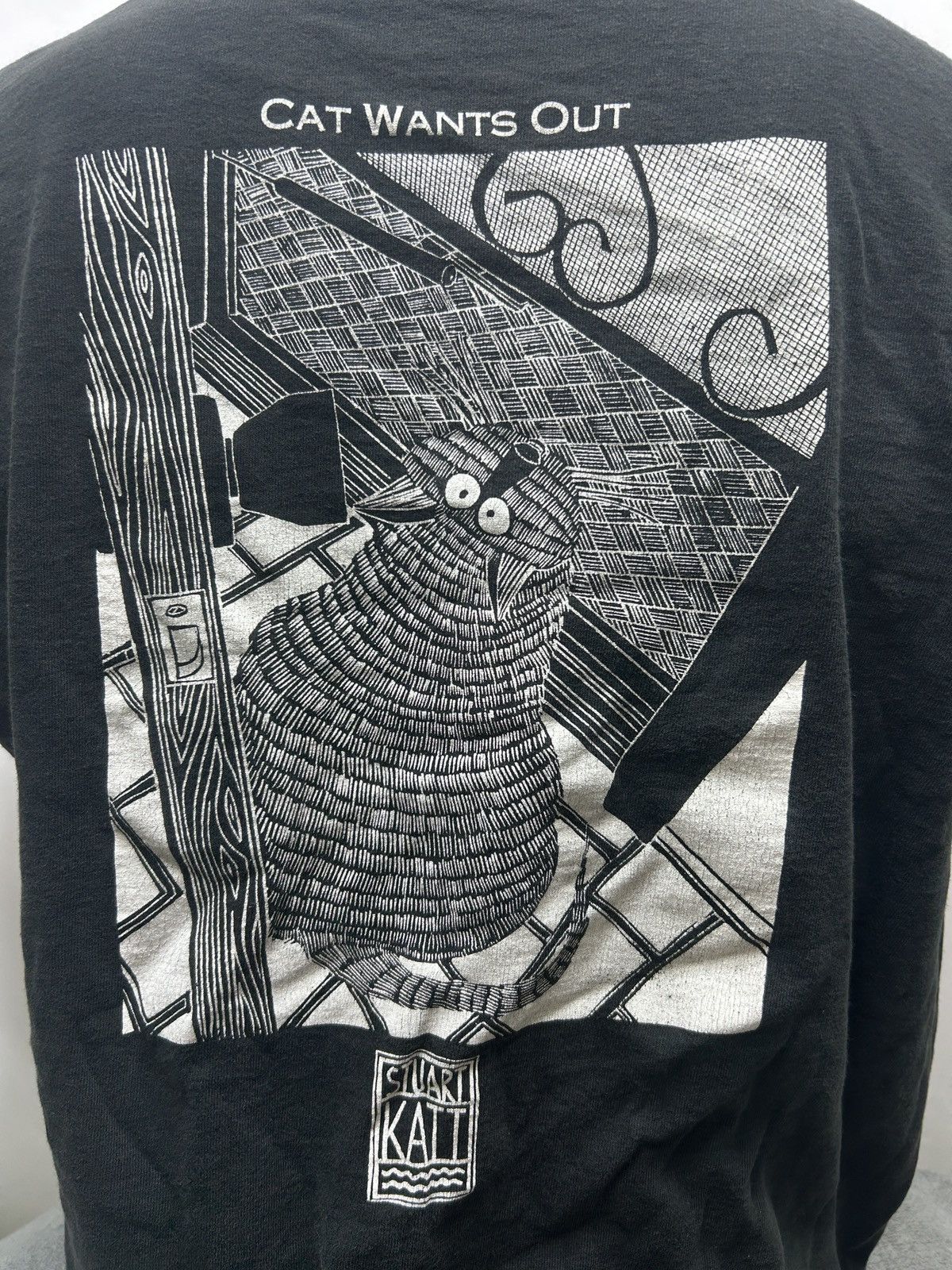 Vintage Vintage Cat Wants In Stuart Katt 90s T-Shirt Size L Size US L / EU 52-54 / 3 - 4 Thumbnail