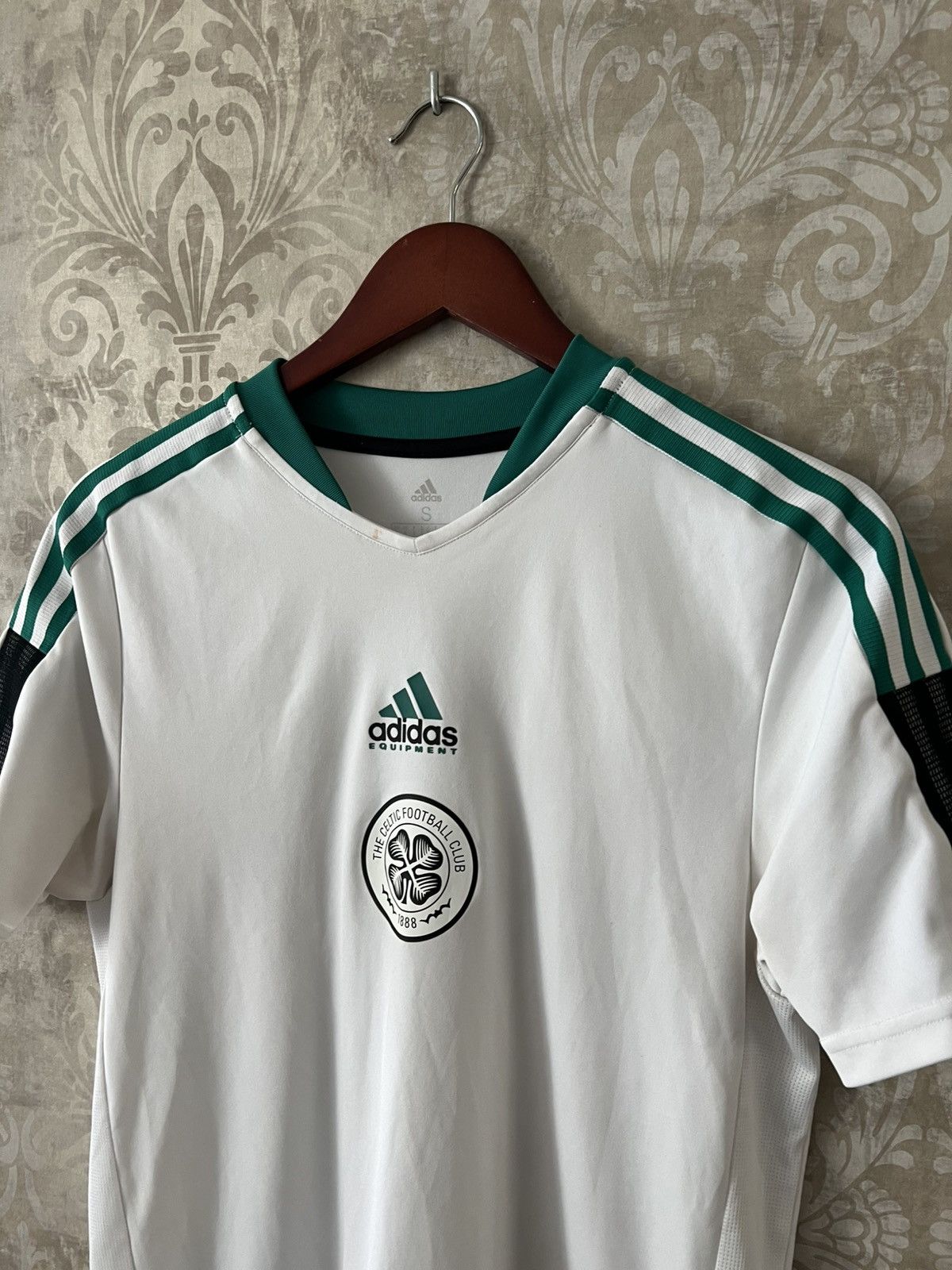 Adidas Equipment Adidas Celtic Soccer Jersey Football Shirt Tee Size US S / EU 44-46 / 1 - 3 Thumbnail