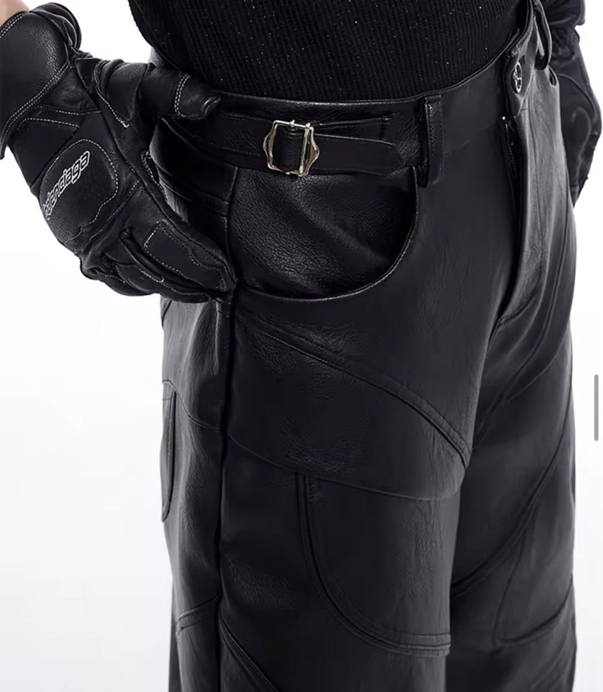 Japanese Brand ⚔️ Avant-Garde Style PU Leather Padded Moto Shorts Size US 31 - 6 Thumbnail