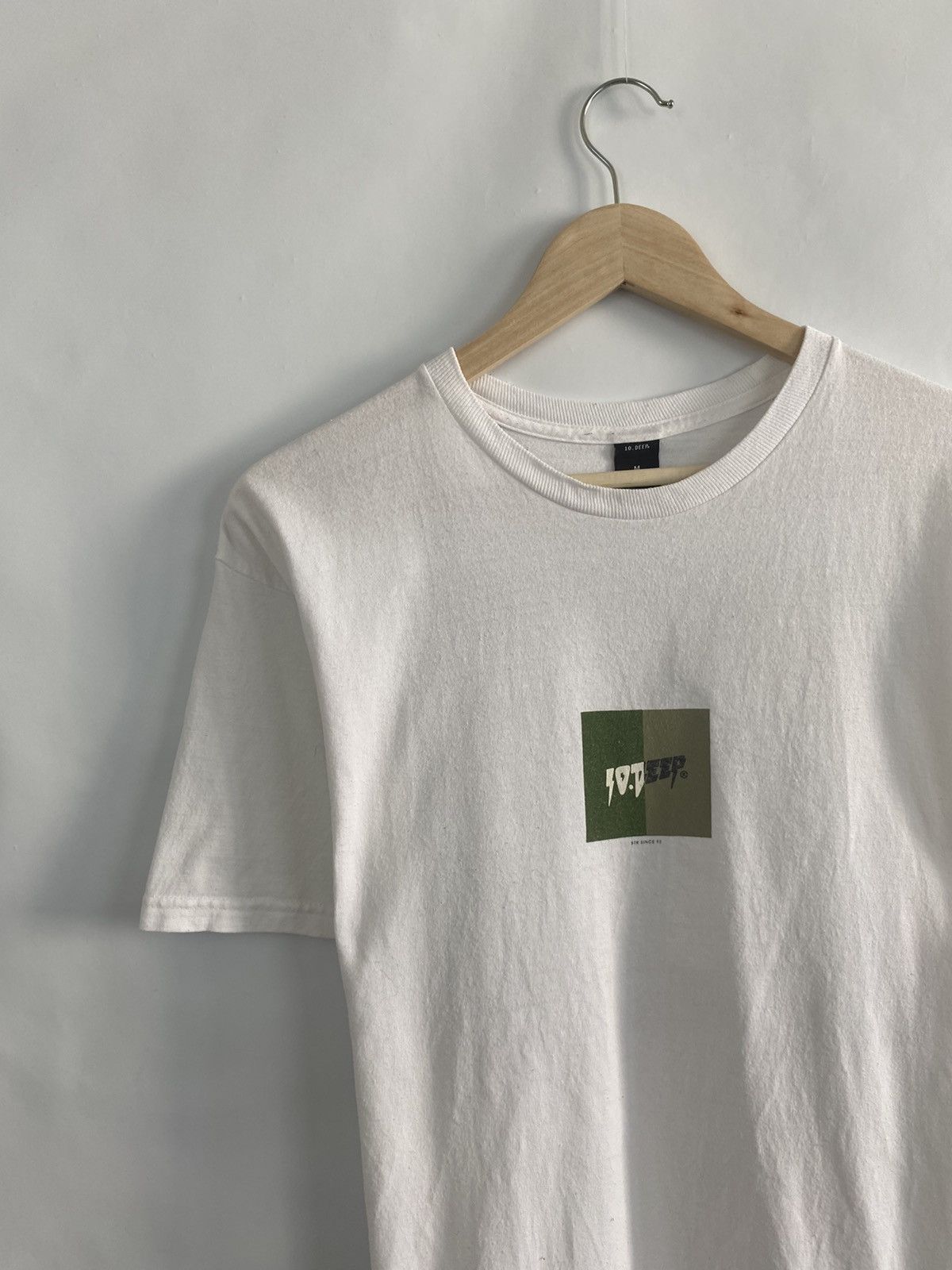 10 Deep 🇺🇸 Vintage Y2K 10 Deep Skateboarding T-Shirt Rare Retro Size US M / EU 48-50 / 2 - 8 Thumbnail