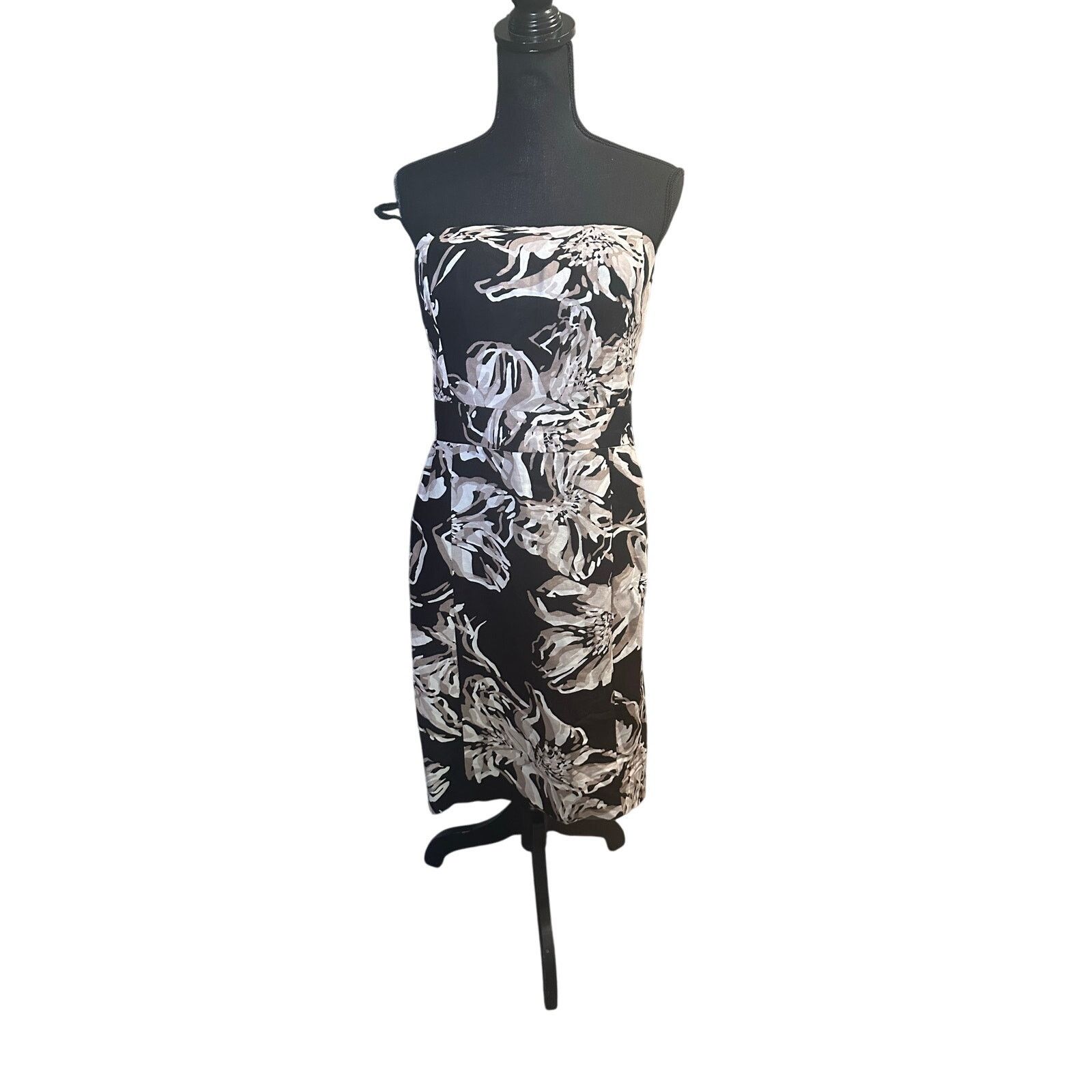 Banana Republic Banana Republic Black Floral Strapless Dress – Elegant Size M / US 6-8 / IT 42-44 - 1 Thumbnail