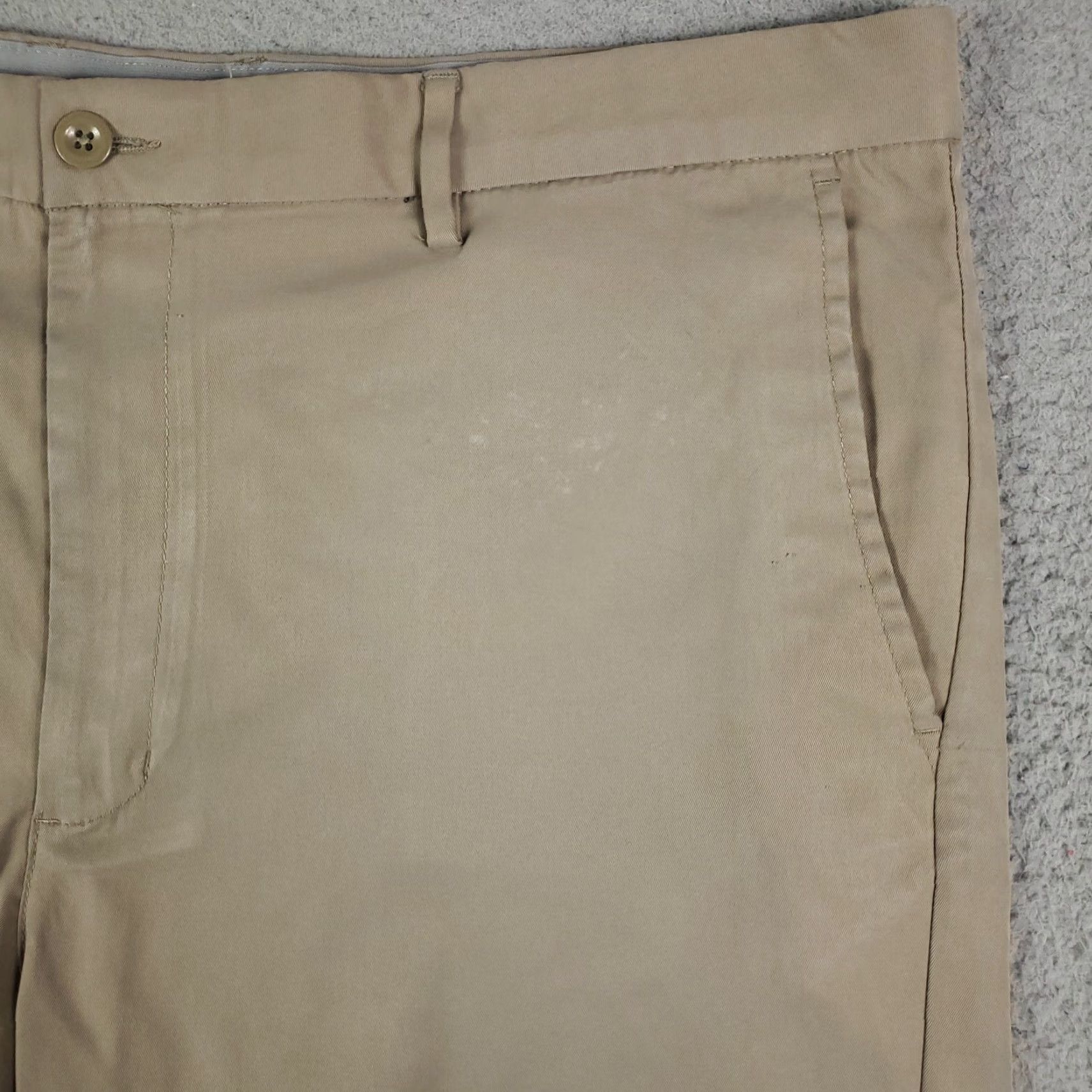 Vintage Greg Norman Mens Chino Shorts 40 Beige Flat Front Belt Loops Pockets Logo 40 in Waist Regular Size US 40 / EU 56 - 3 Thumbnail