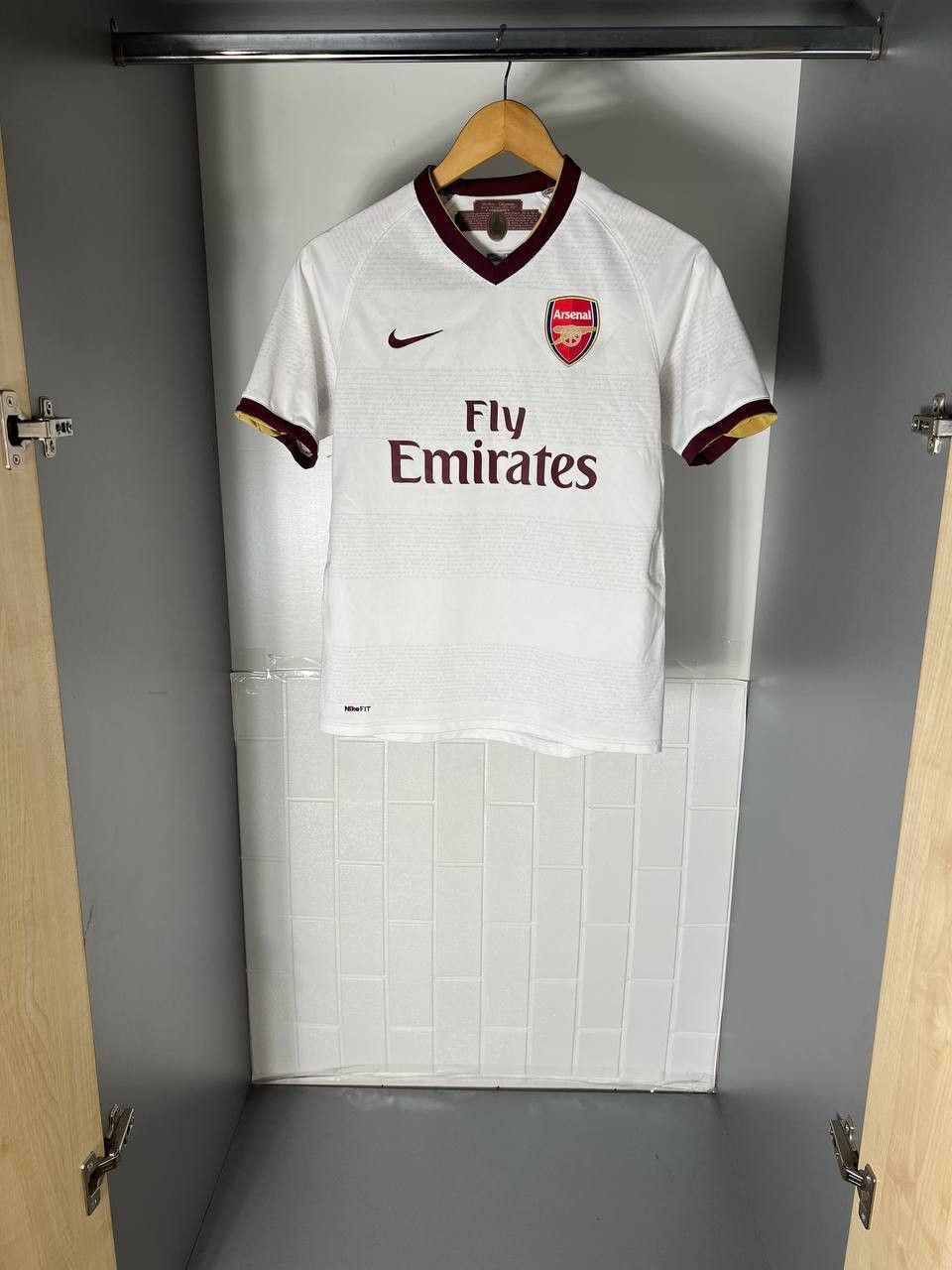 Nike VINTAGE NIKE FC ARSENAL LONDON ENGLAND SOCCER JERSEY RETRO Size US XS / EU 42 / 0 - 1 Thumbnail