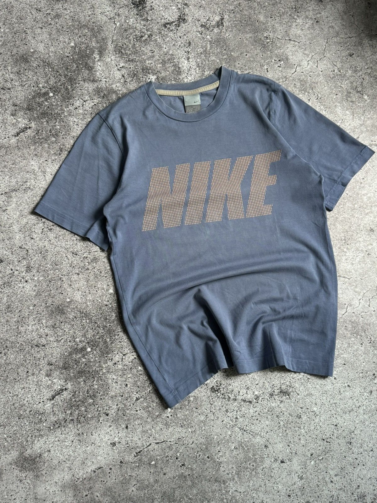Nike × Vintage Vintage Y2K 3D big logo oversized t-shirt Size US S / EU 44-46 / 1 - 3 Thumbnail