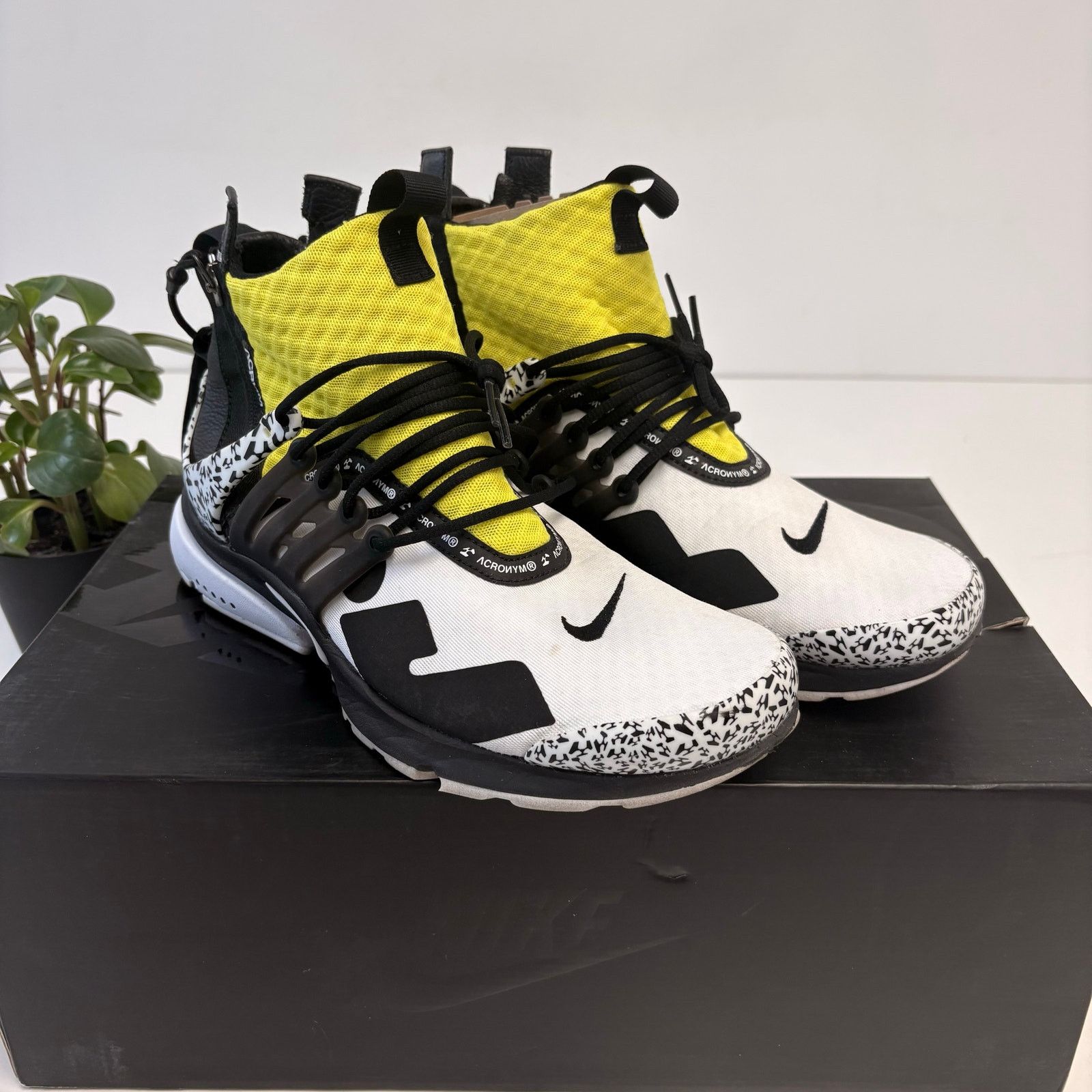 Nike x Acronym Air Presto Mid Dynamic Yellow 10