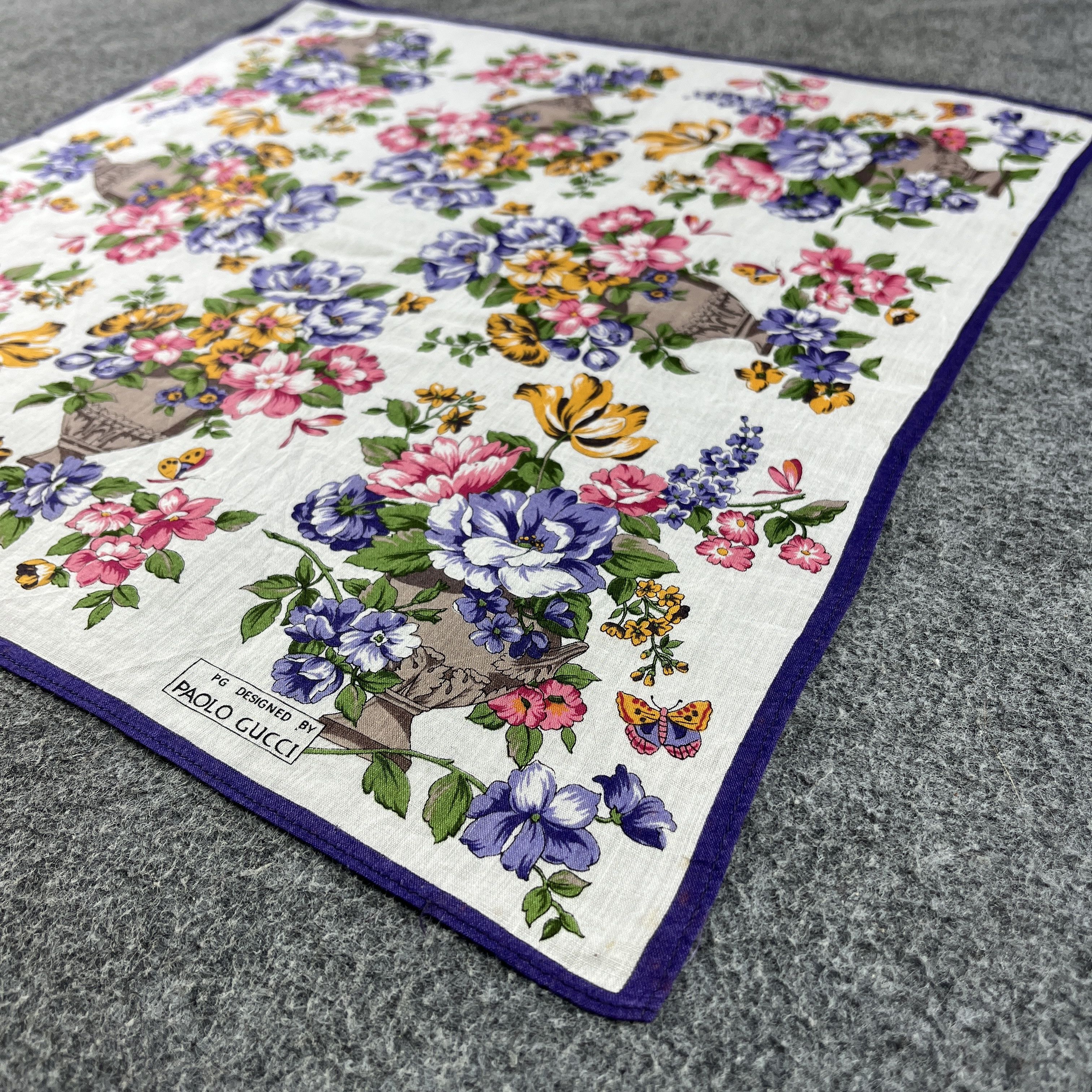 Paolo Gucci × Vintage Paolo Gucci Handkerchief / Bandana / Neckerchief B082 Size ONE SIZE - 3 Thumbnail