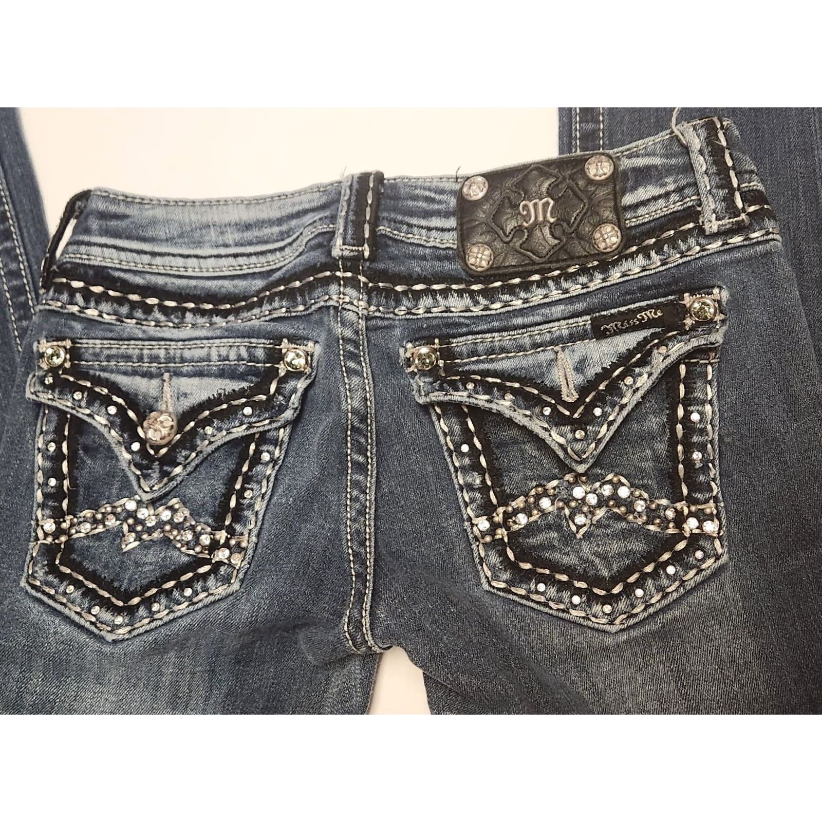 Miss Me MISS ME Jeans Skinny Womens 26x32 Bejeweled Stretch Denim Blue JE1052SL Fashion Designer Size 26" / US 2 / IT 38 - 3 Thumbnail