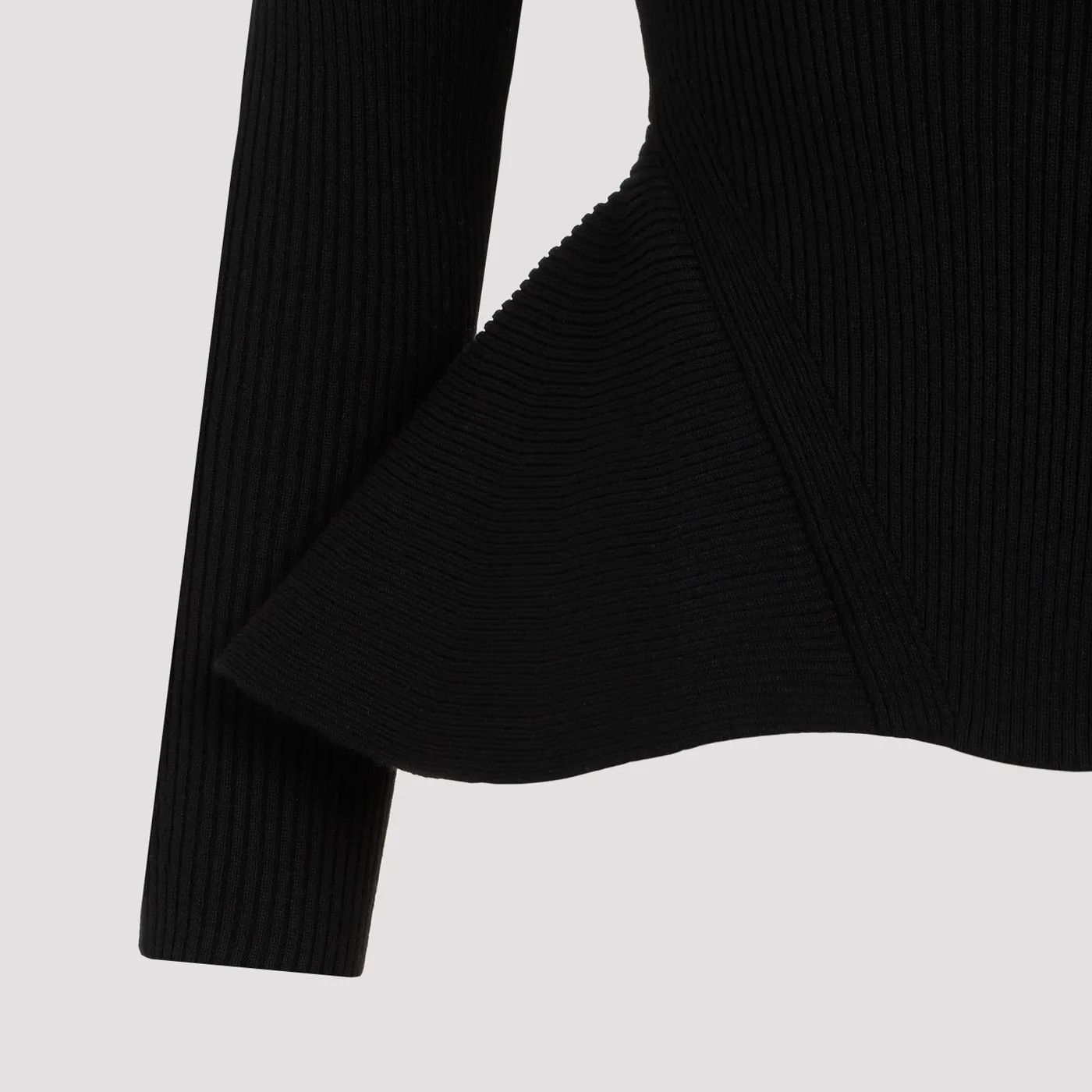 Alexander McQueen o1s22i1n1024 Ribbed Peplum Sweater in Black Size S / US 4 / IT 40 - 3 Thumbnail