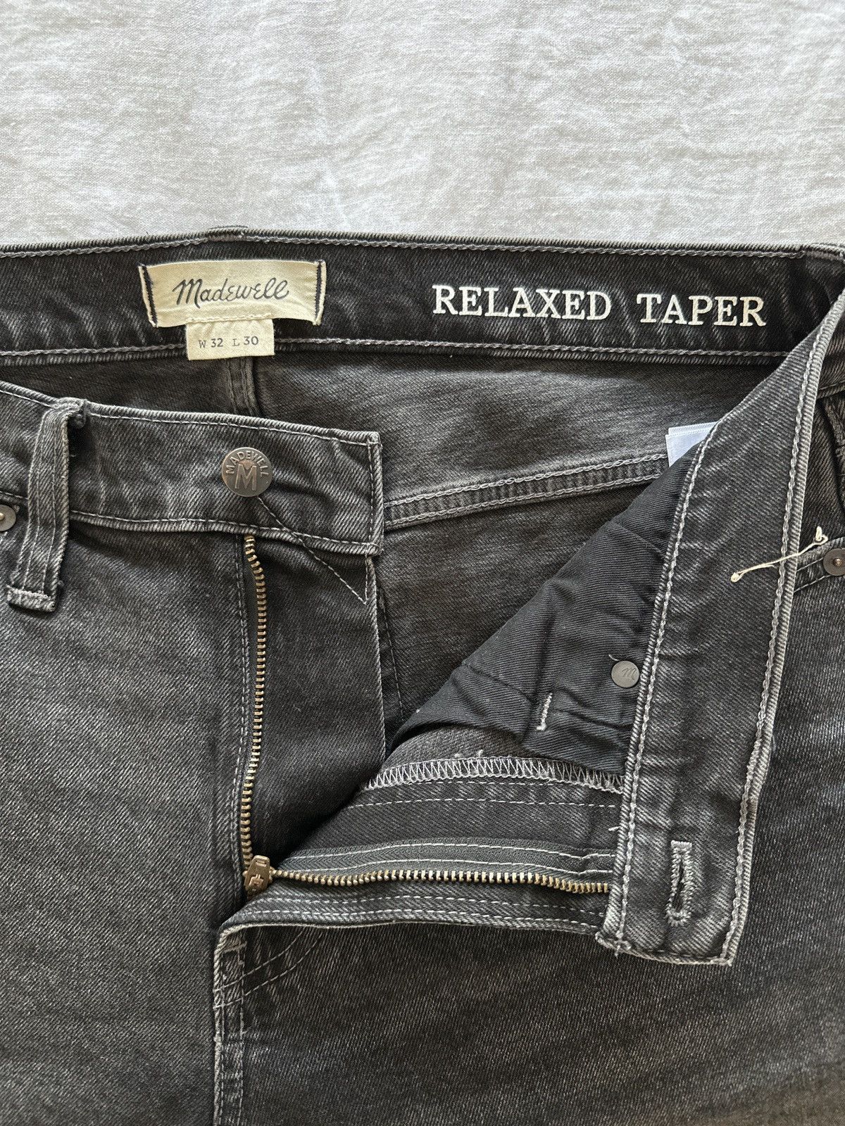 Madewell Madewell Relaxed Taper Jeans Size US 32 / EU 48 - 2 Thumbnail