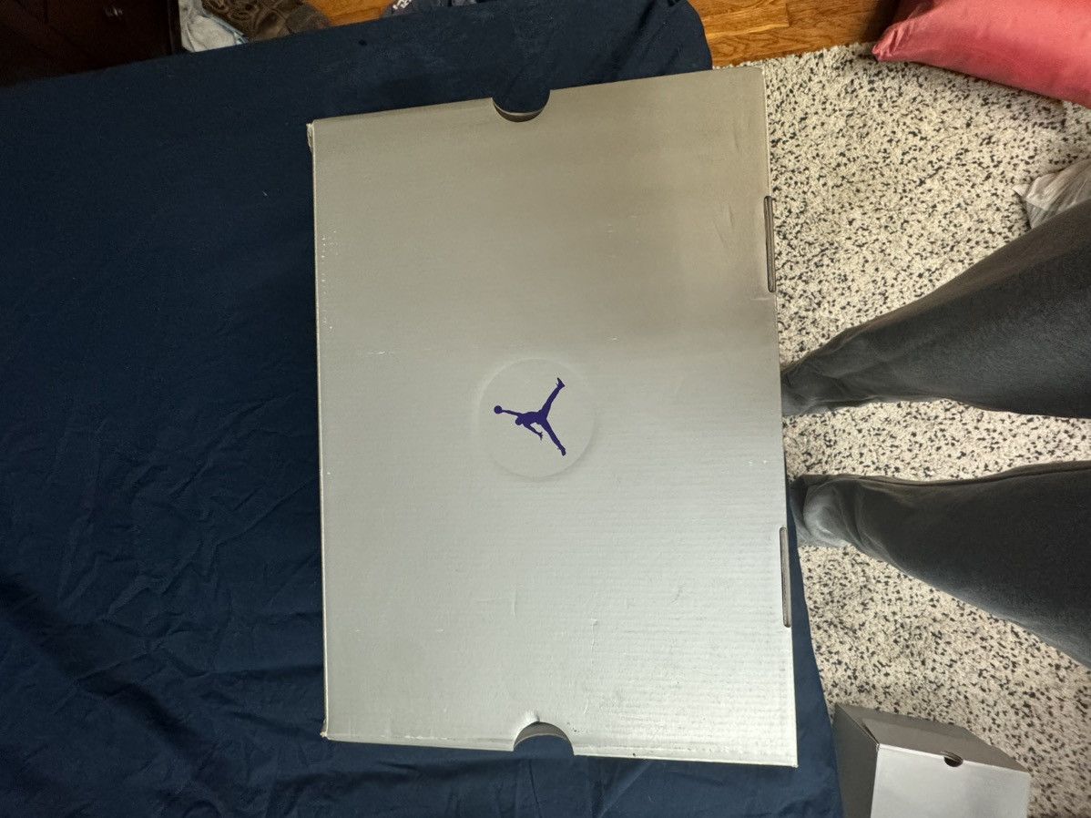 Jordan Brand × Nike Jordan 13s court purple Size US 9.5 / EU 42-43 - 10 Thumbnail