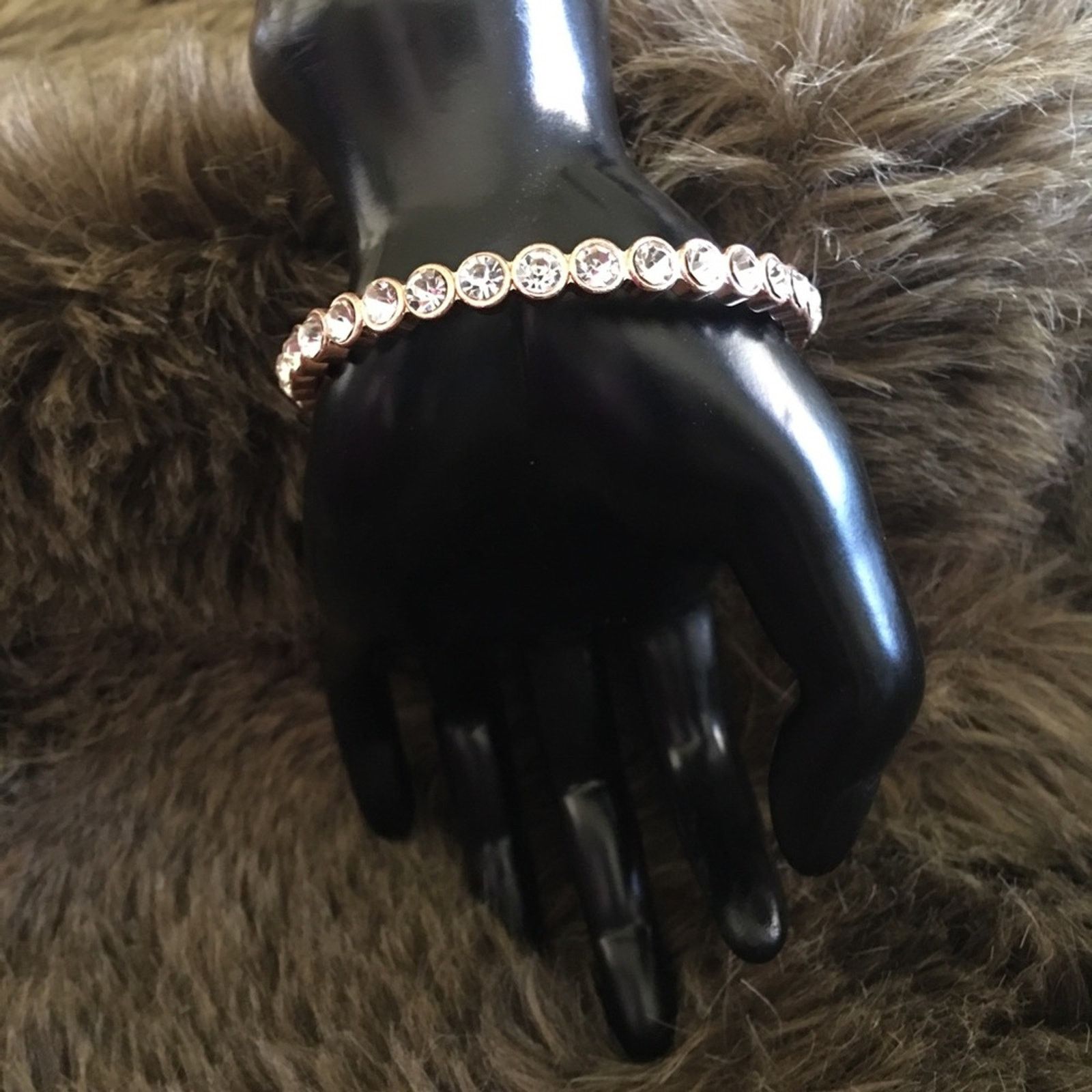 Jewelry Rose gold tone rhinestone crystal bangle bracelet Size ONE SIZE - 4 Thumbnail