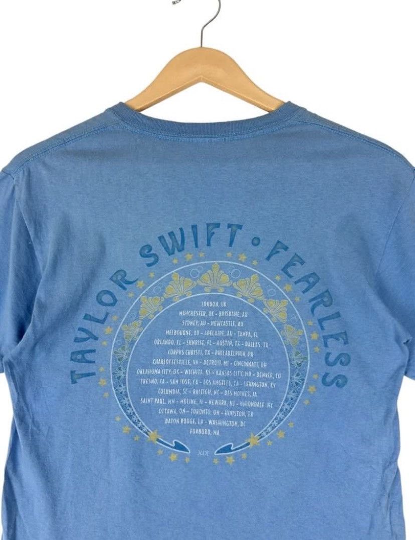 Band Tees × Vintage Vintage Y2k Taylor Swift Fearless World Tour Tee / Disstrsed Size US S / EU 44-46 / 1 - 3 Thumbnail