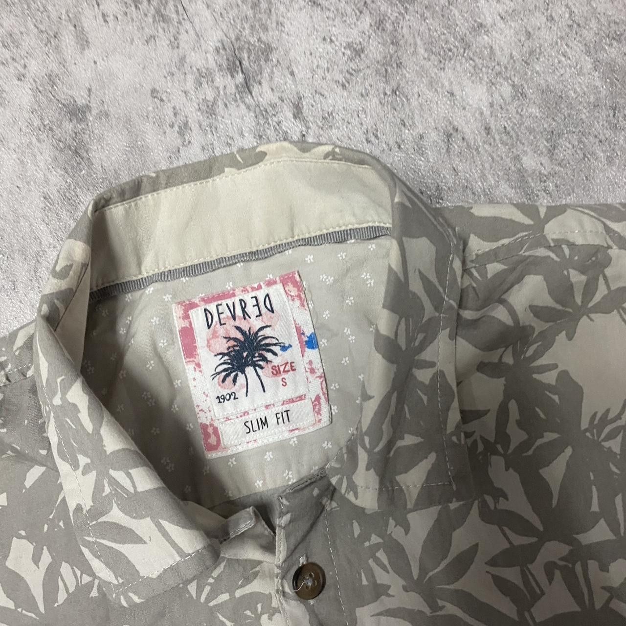 Other Green and white short sleeve button up shirt Size US S / EU 44-46 / 1 - 3 Thumbnail