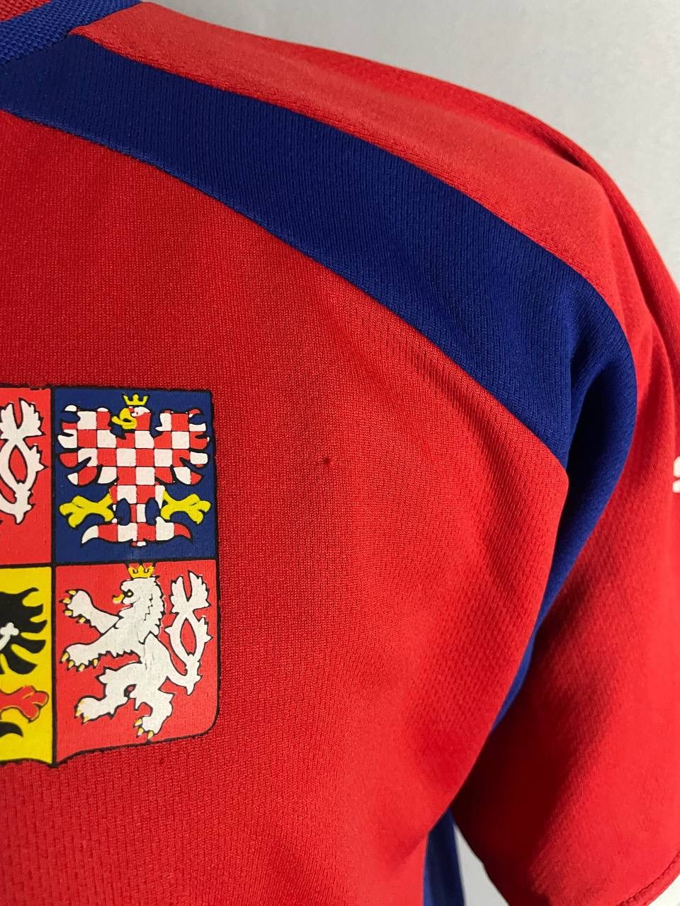 Puma Puma T Shirt Czech Republic 2000 Euro Nedved 4 Red Vintage Size US L / EU 52-54 / 3 - 5 Thumbnail