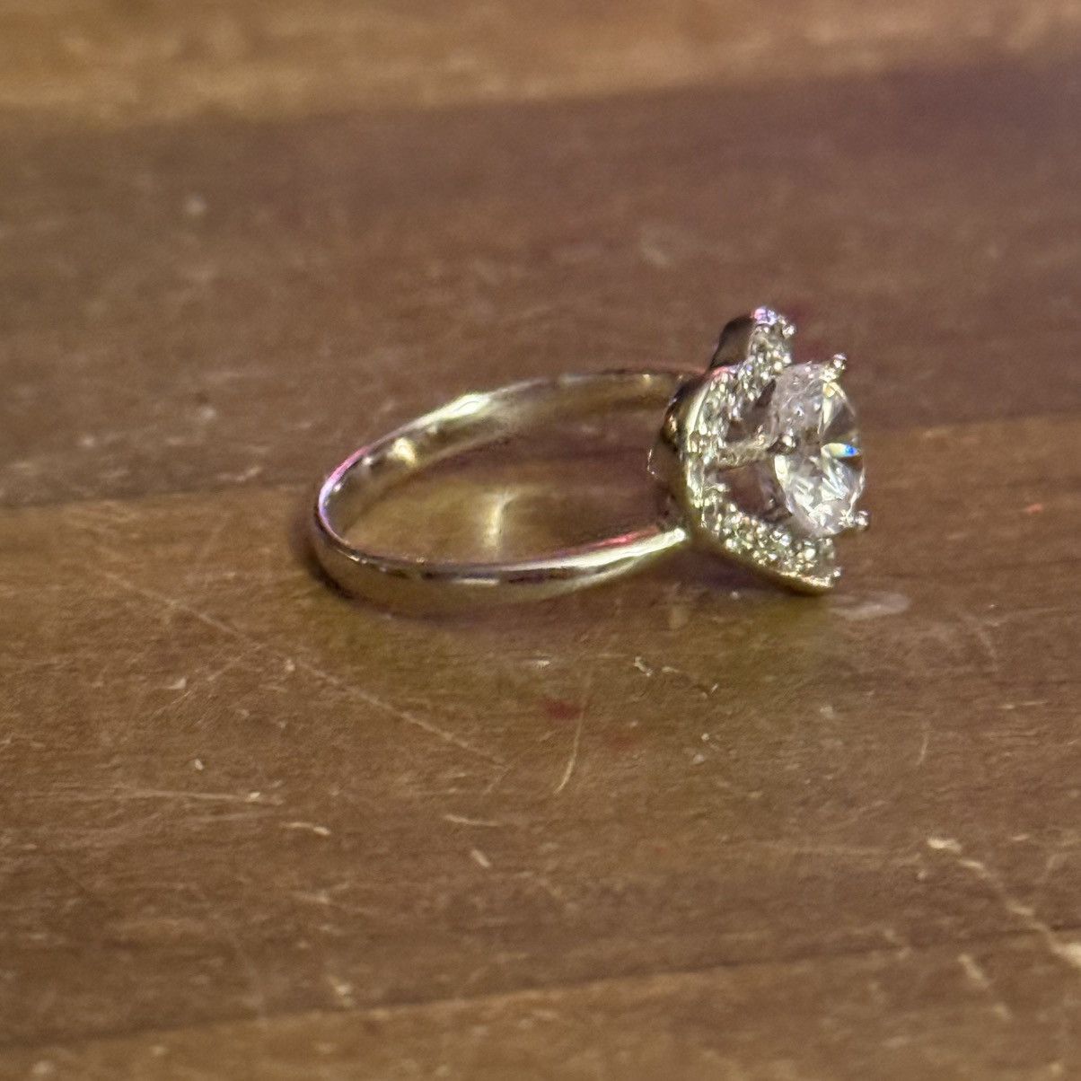 Other Silver tone crystal halo heart ring Size ONE SIZE - 4 Thumbnail