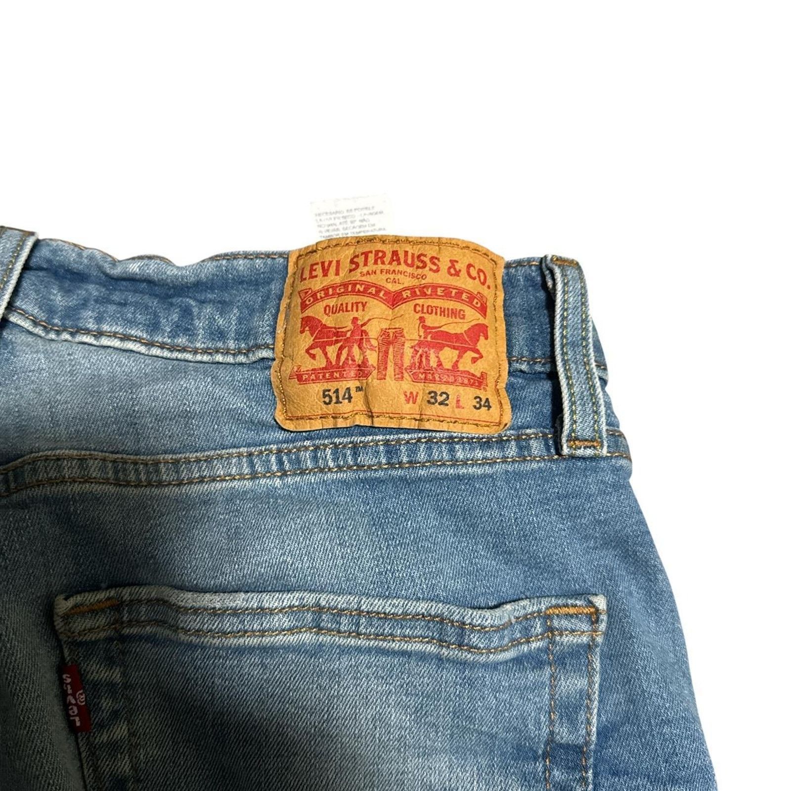 Levi's Levi’s 514 Straight Fit Jeans - Light Wash Classic Denim Size US 32 / EU 48 - 3 Thumbnail