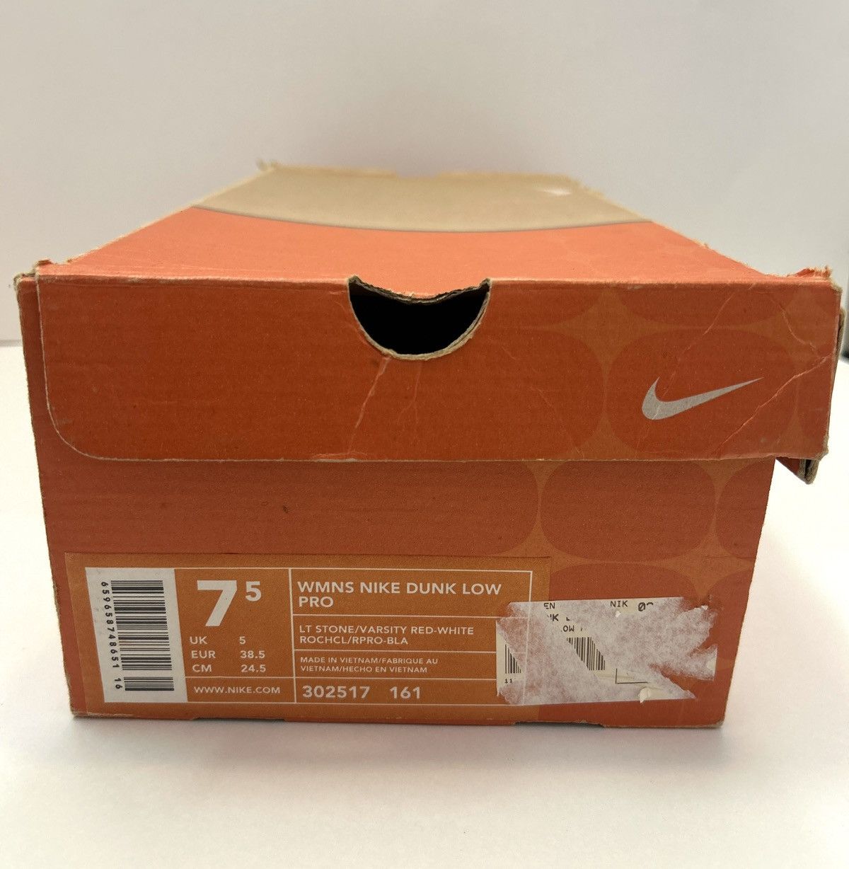 Nike Nike Wmns Dunk Low Pro ‘Light Stone Varsity Red’ Size: 7.5 Size US 7.5 / IT 37.5 - 8 Thumbnail