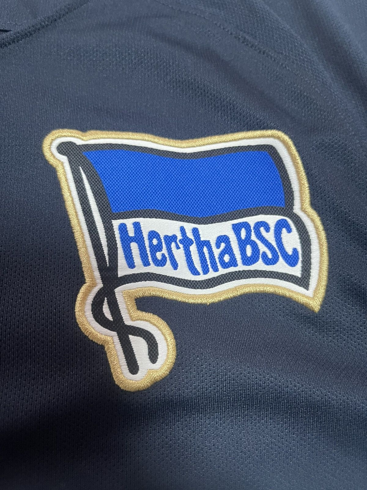 Nike HERTHA BERLIN 2017 2018 AWAY SHIRT SOCCER JERSEY szS NIKE Size US S / EU 44-46 / 1 - 6 Thumbnail