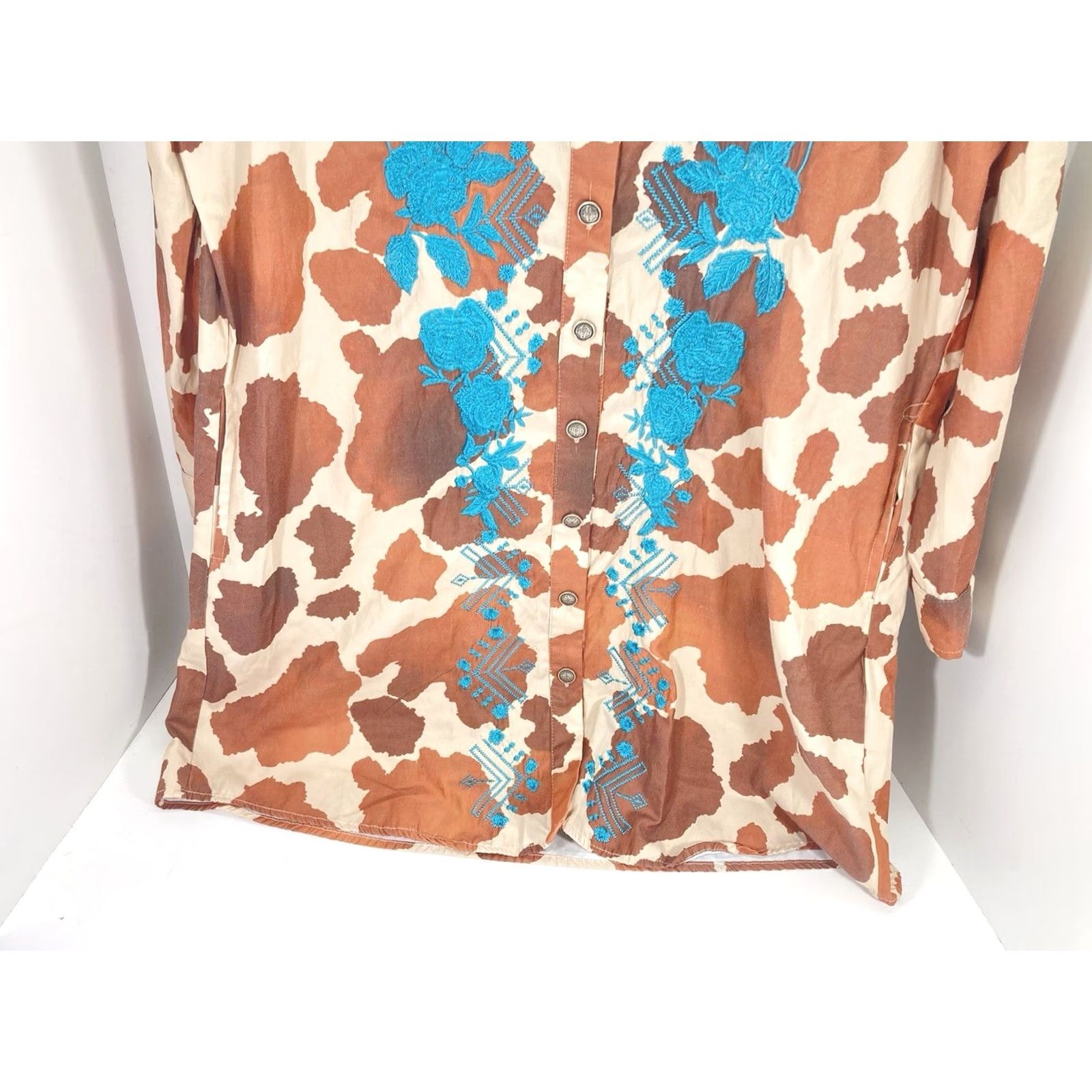 Lucky Brand Lucky Brand Tunic Shirt Women Small Brown Giraffe Print Button Long Sleeve Western Size S / US 4 / IT 40 - 3 Thumbnail