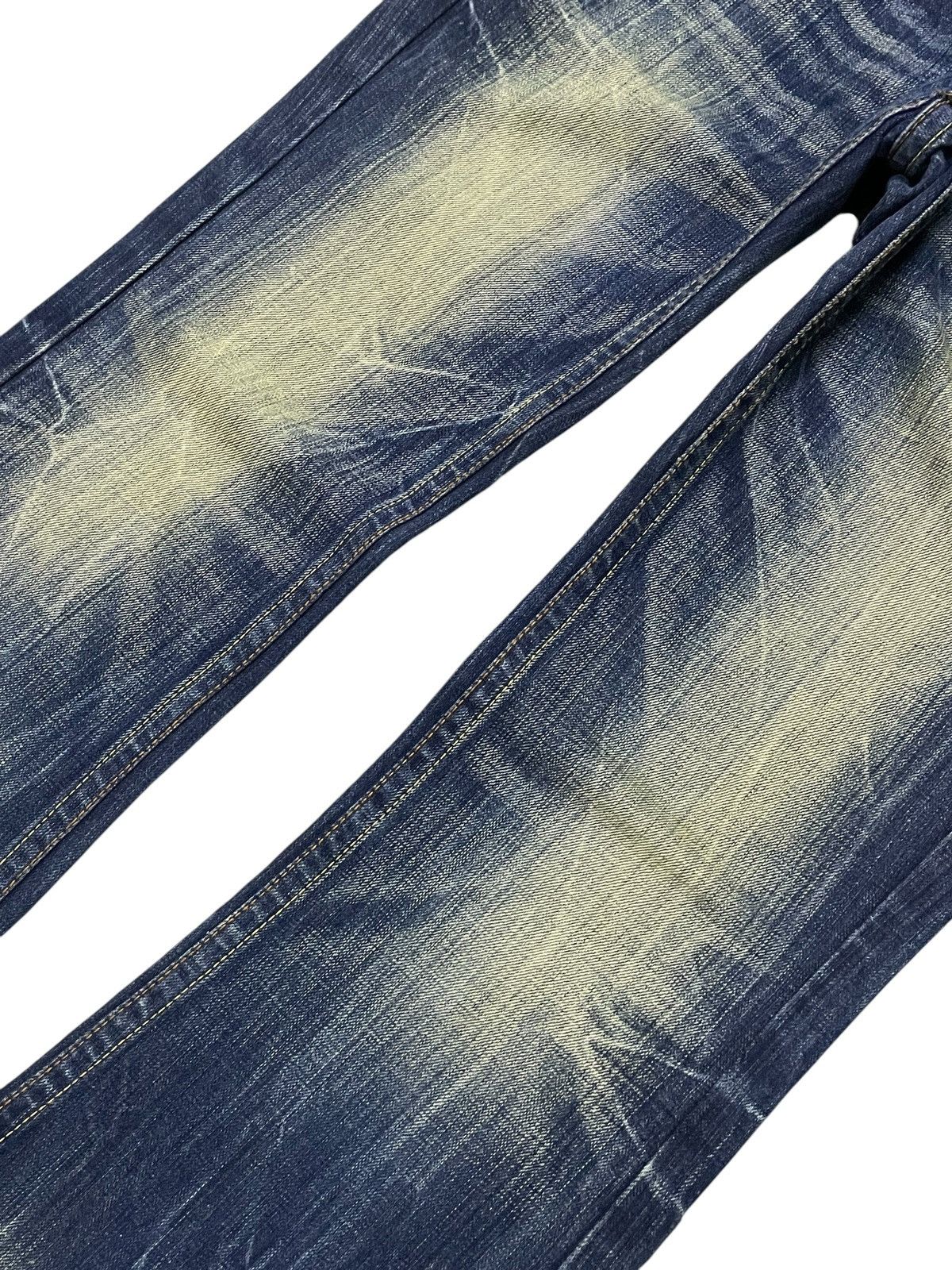 Japanese Brand × LOWBOX × semanticdesign Red Pepper Japan Leather Feather Wings Mud Wash Flare Jeans Size US 30 / EU 46 - 10 Thumbnail
