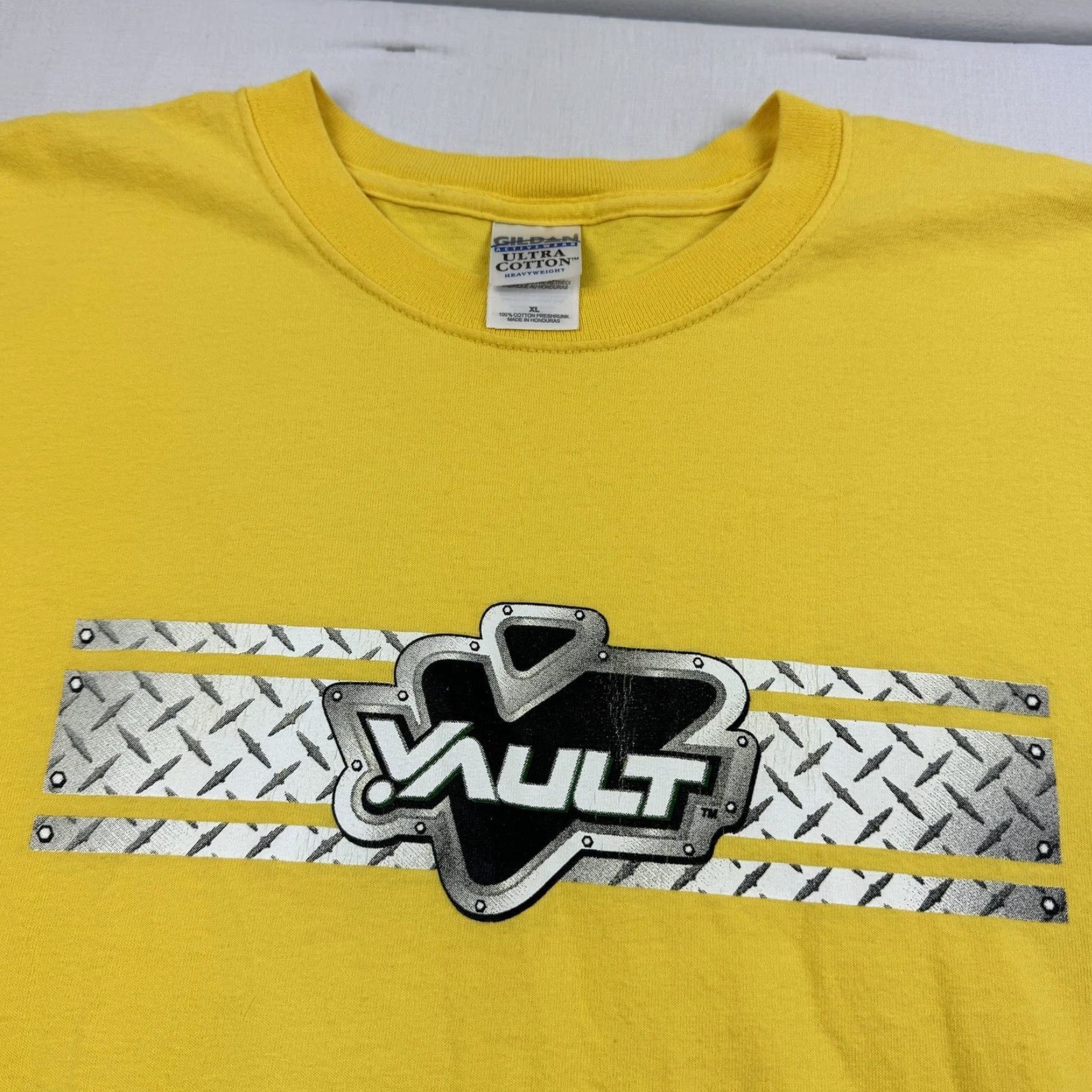Gildan VINTAGE Gildan T-Shirt Men XL Yellow Energy Drink Promo Grunge Y2K 2000s Size US XL / EU 56 / 4 - 2 Thumbnail