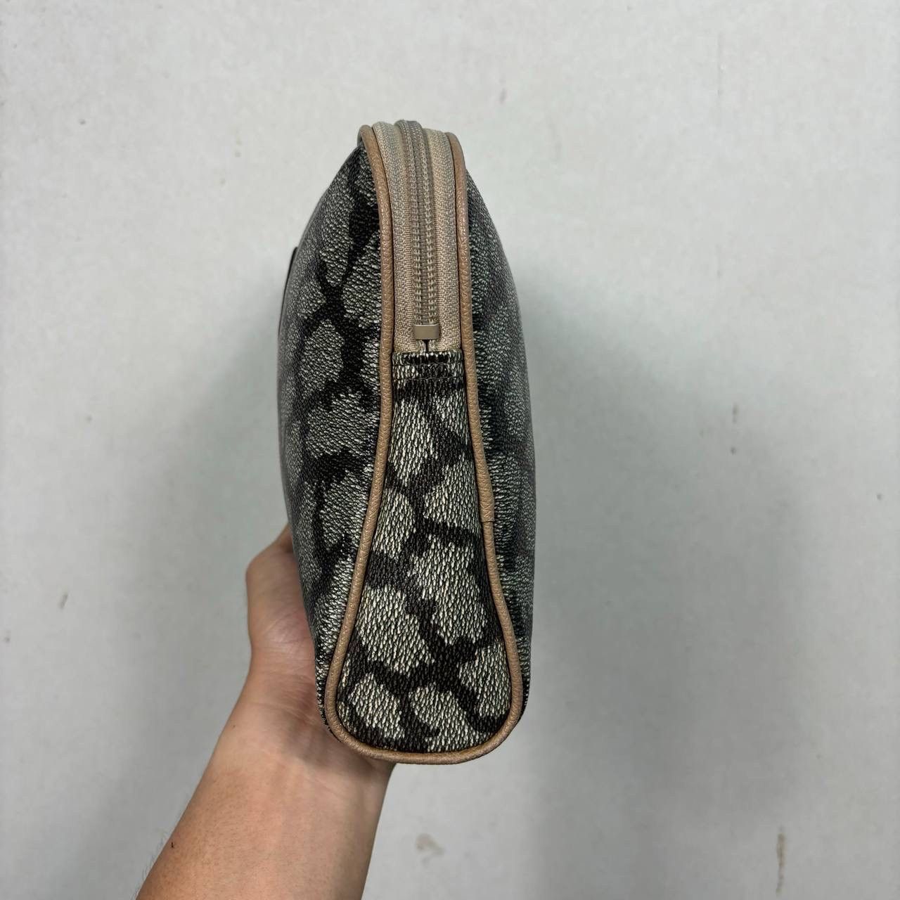 Yves Saint Laurent Vintage YSL Giraffe Print Clutch Bag Pouch 80s 90s Authentic Size ONE SIZE - 3 Thumbnail