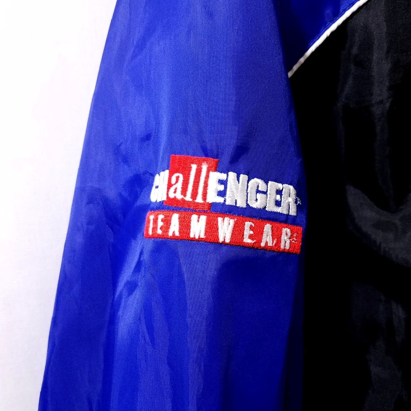 Vintage VINTAGE Challenger Sports Jacket Mens 2XL Windbreaker Blue Football Soccer 1990s Mens Size US XXL / EU 58 / 5 - 4 Thumbnail