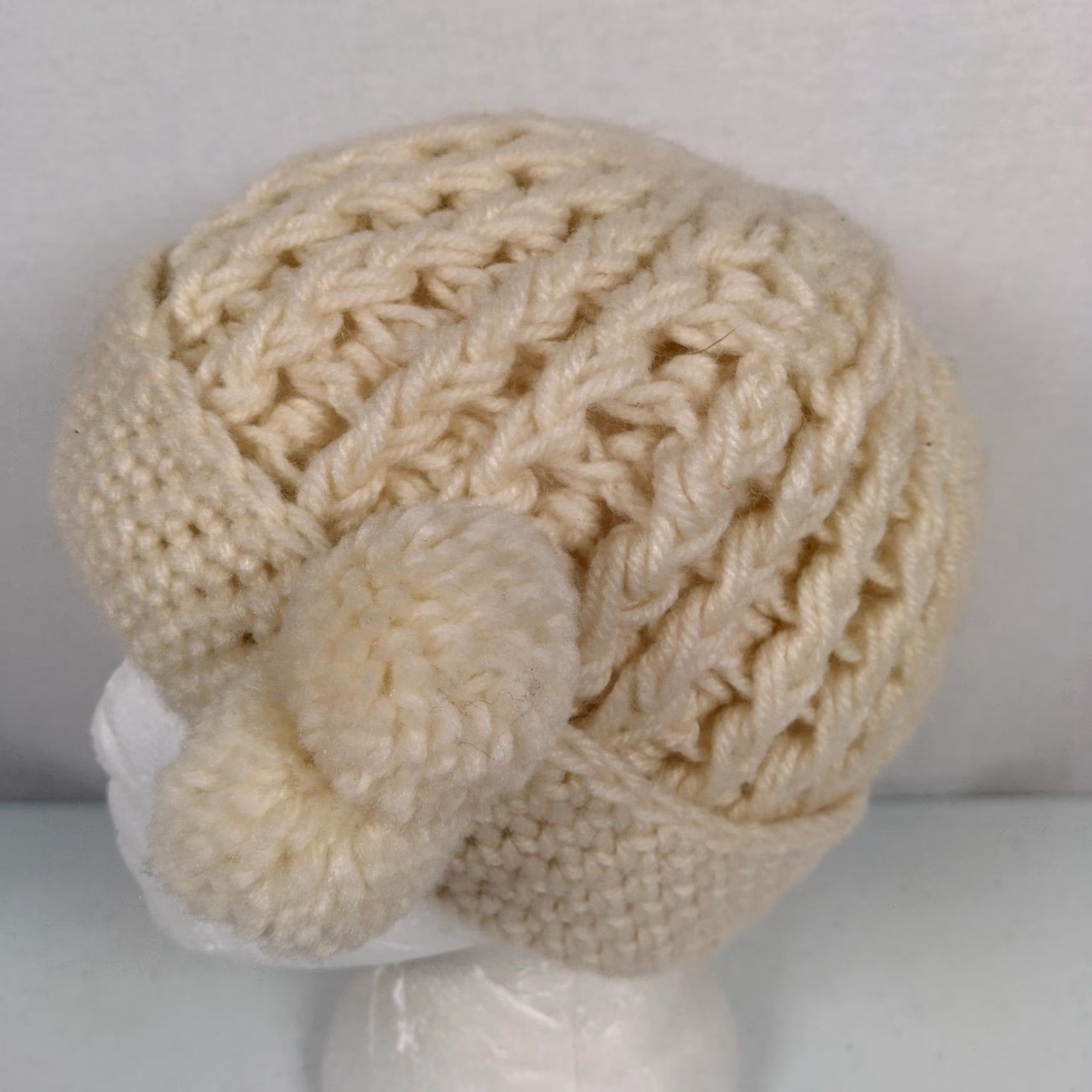 Vintage VINTAGE Beanie Knit Hat Women One Size Ivory Pom Pom Acrylic Japan #2403 Winter Hats - Womens Autumn Casual Size ONE SIZE - 6 Thumbnail