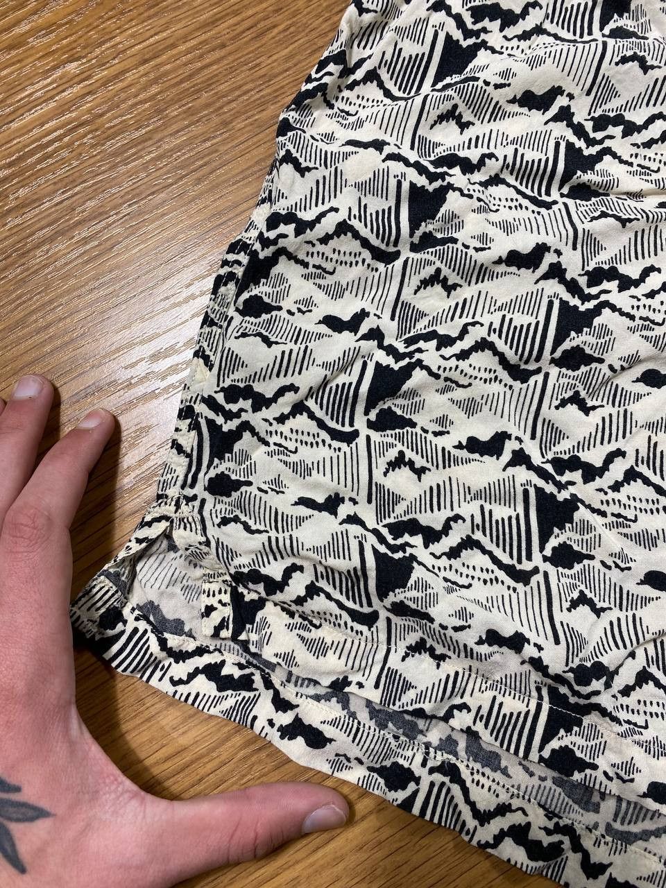 Allsaints Hawaiian shirt allsaints streetwear y2k shirt Size US S / EU 44-46 / 1 - 16 Thumbnail