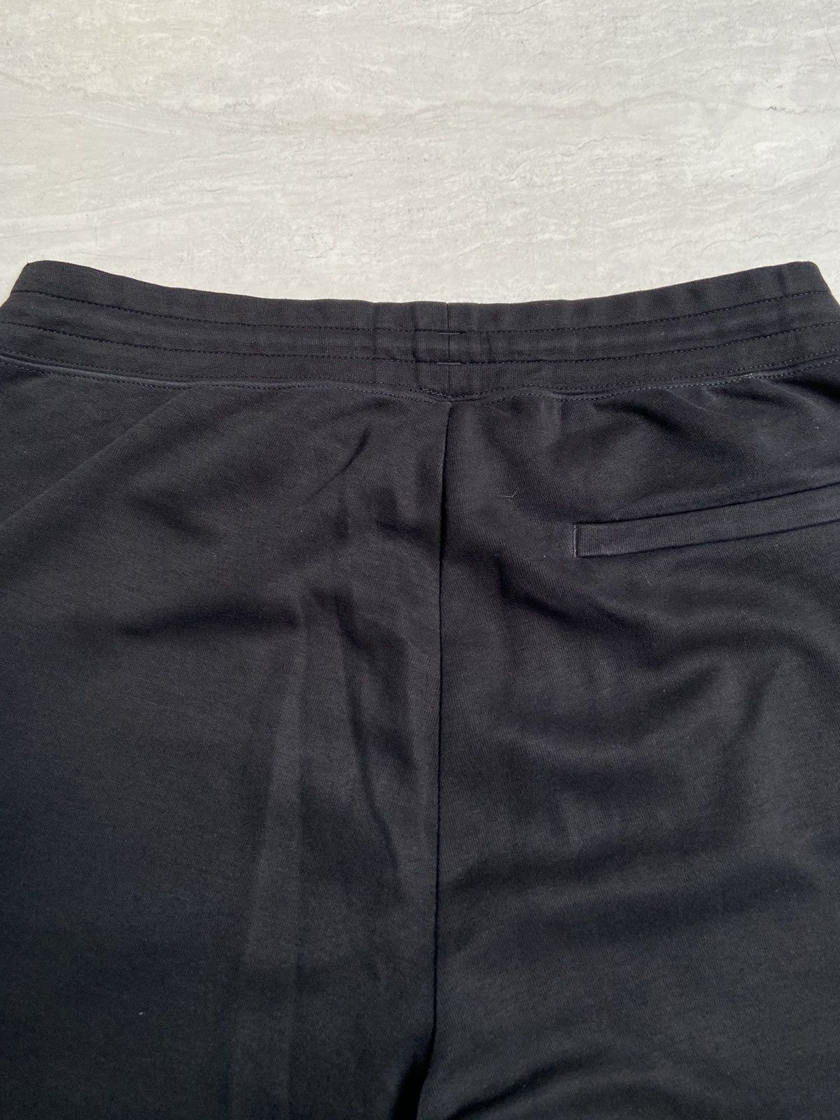 Uniqlo UNIQLO Black Joggers Pants Size US 30 / EU 46 - 12 Thumbnail