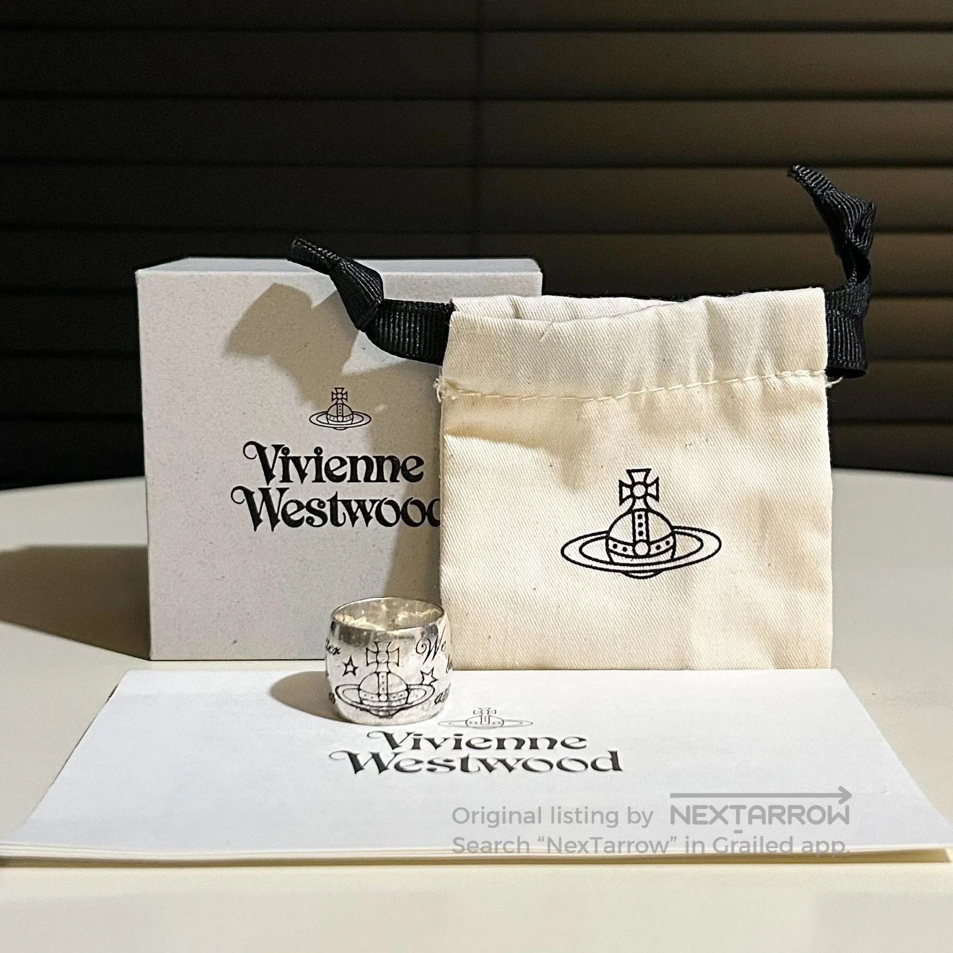 Vivienne Westwood Vivienne Westwood Star Saturn Oscar Wilde Ring. Size ONE SIZE - 1 Thumbnail