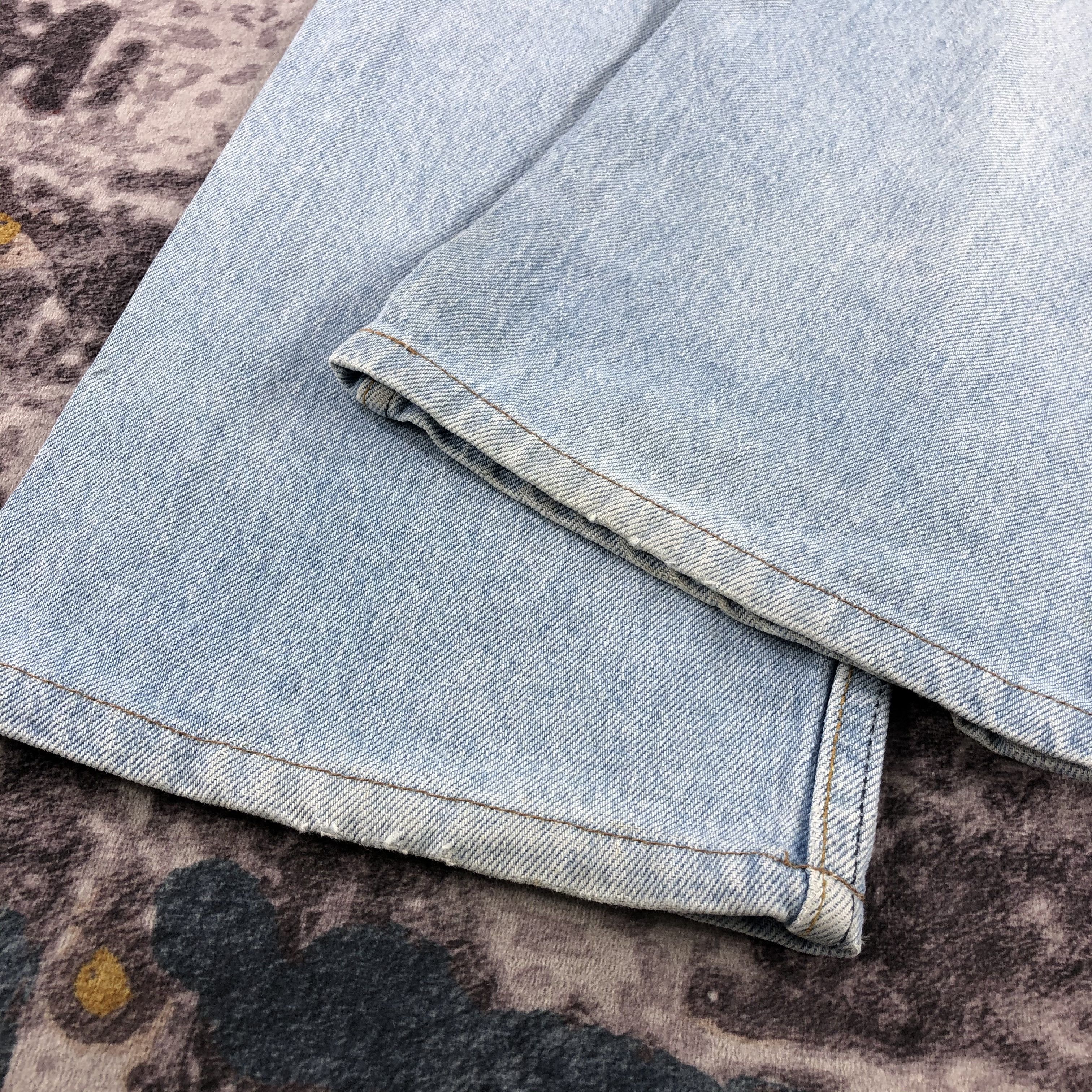 Levi's 90s Vintage Light Wash Levis 501 Jeans-JM2773 Size US 31 - 4 Thumbnail